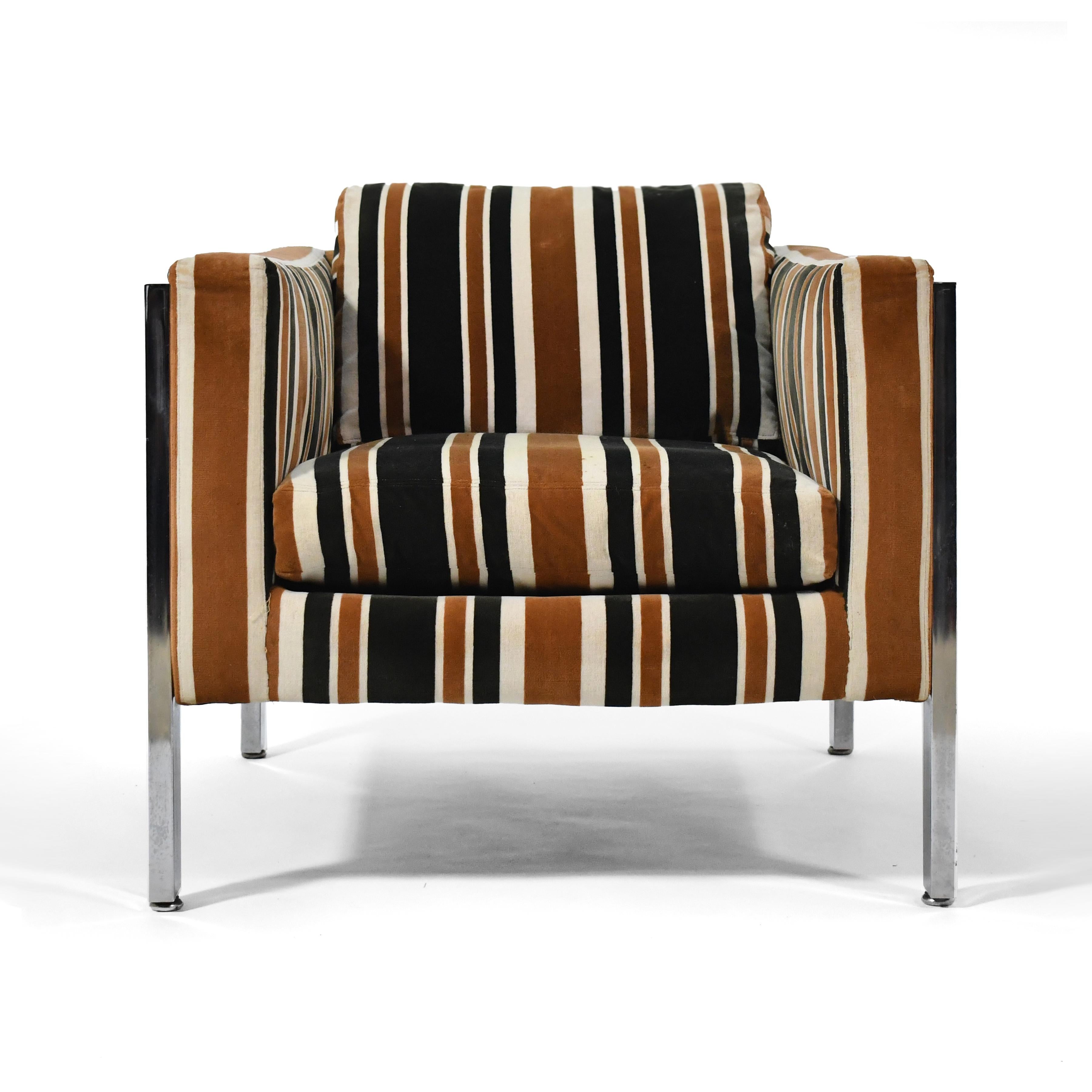 Mid-Century Modern Milo Baughman Style Lounge Chair For Sale