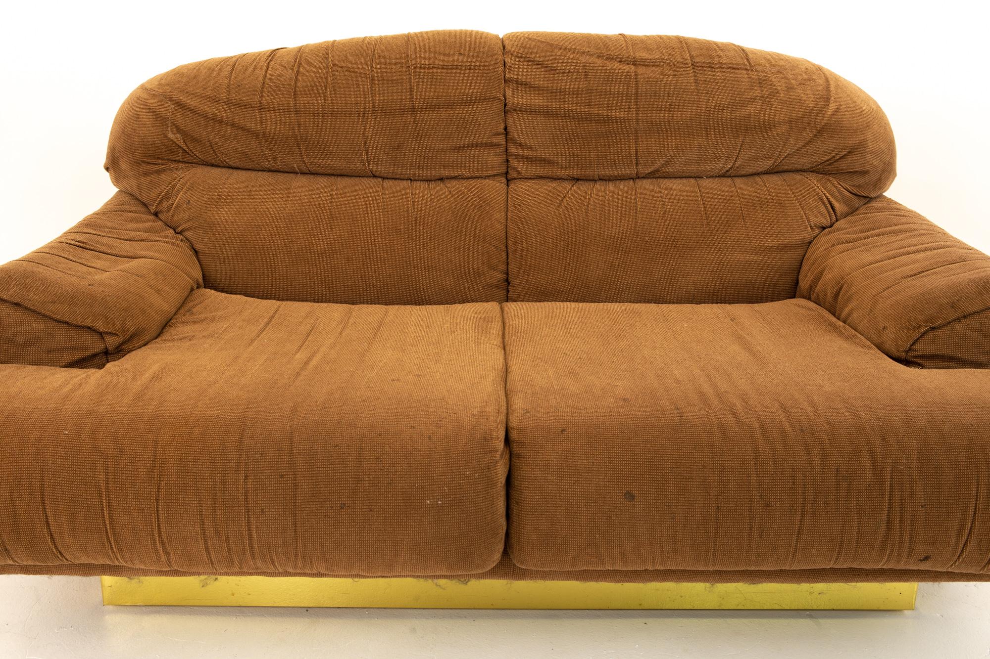 Milo Baughman Style Mid Century Brass Base Loveseat In Good Condition For Sale In Countryside, IL