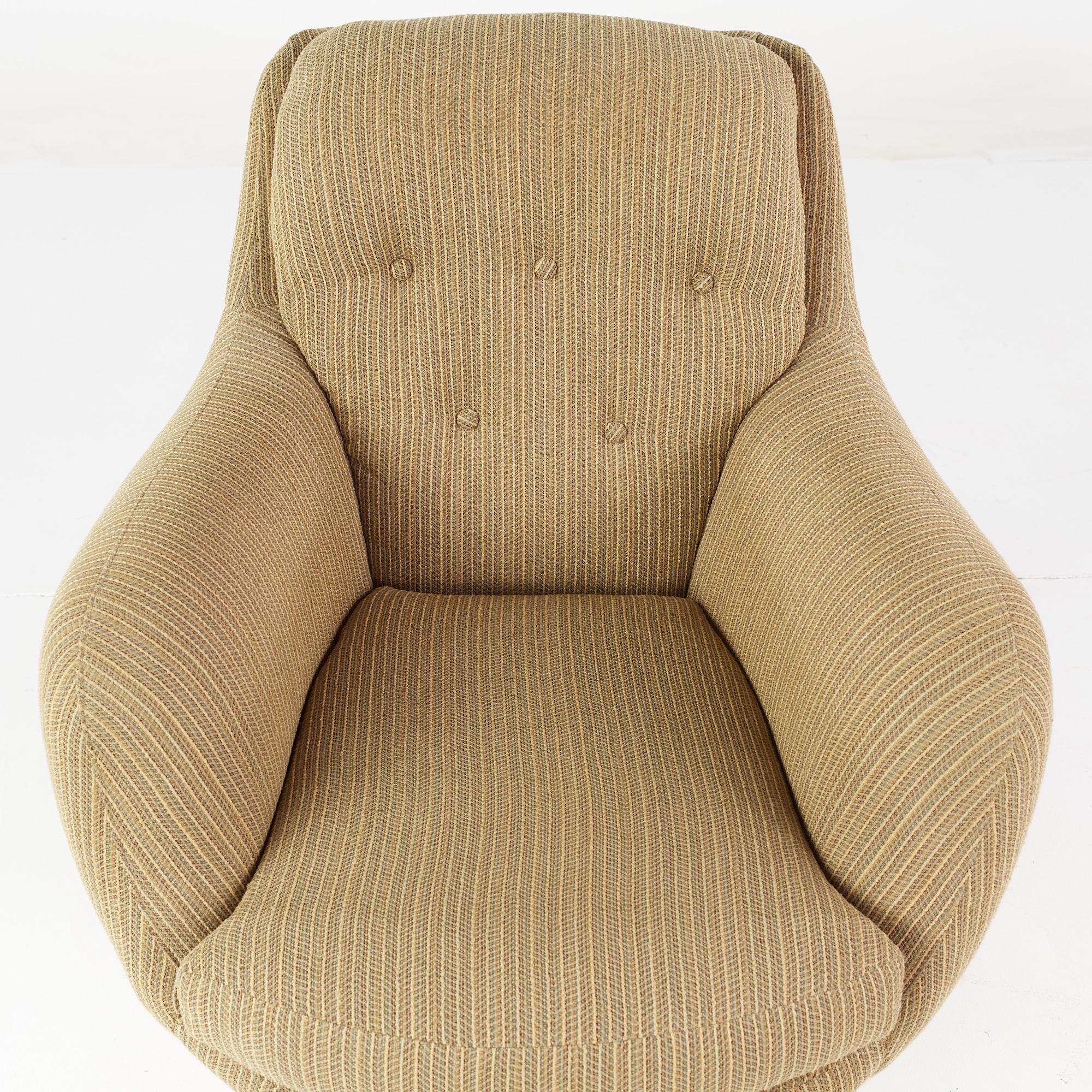 Milo Baughman Style Mid Century Brass Swivel Base Lounge Chair For Sale 3