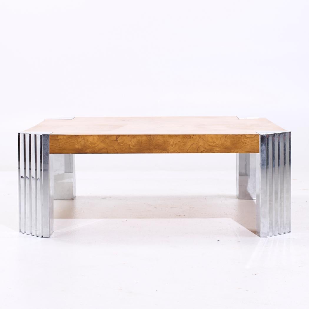 Mesa baja de madera de burl y cromo estilo Milo Baughman de mediados de siglo Madera de burl en venta