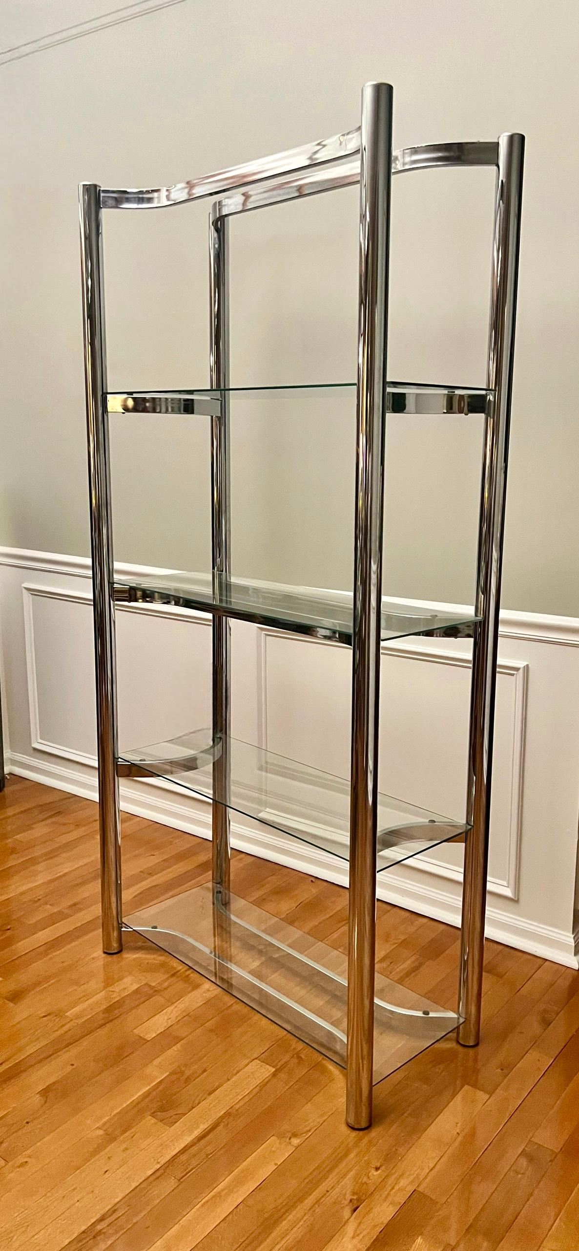 Milo Baughman Style Chrome and Glass Etagere, 1970s In Good Condition In Doylestown, PA