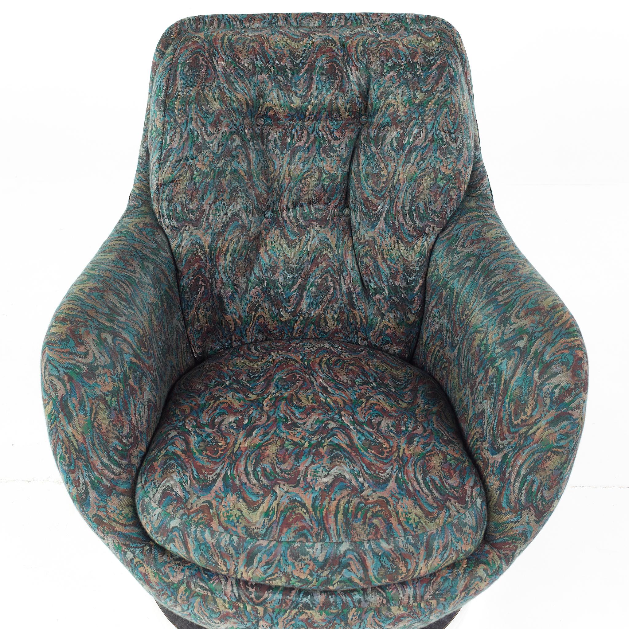Milo Baughman Style Mid Century Chrome Base Swivel Tilt Chairs, Pair For Sale 5