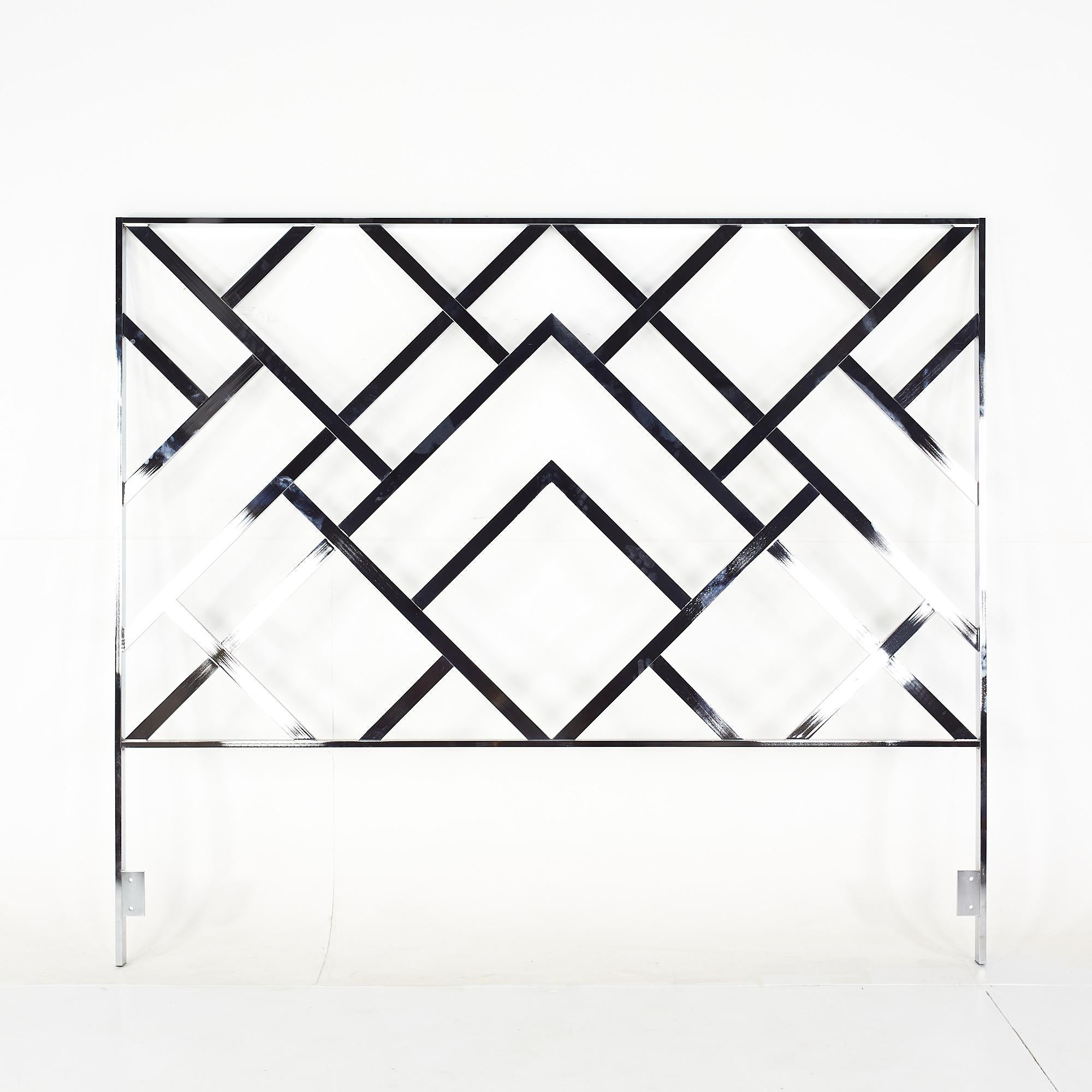 Milo Baughman style mid century chrome king headboard

This headboard measures: 77.75 wide x 1.5 deep x 67 inches high

All pieces of furniture can be had in what we call restored vintage condition. That means the piece is restored upon purchase