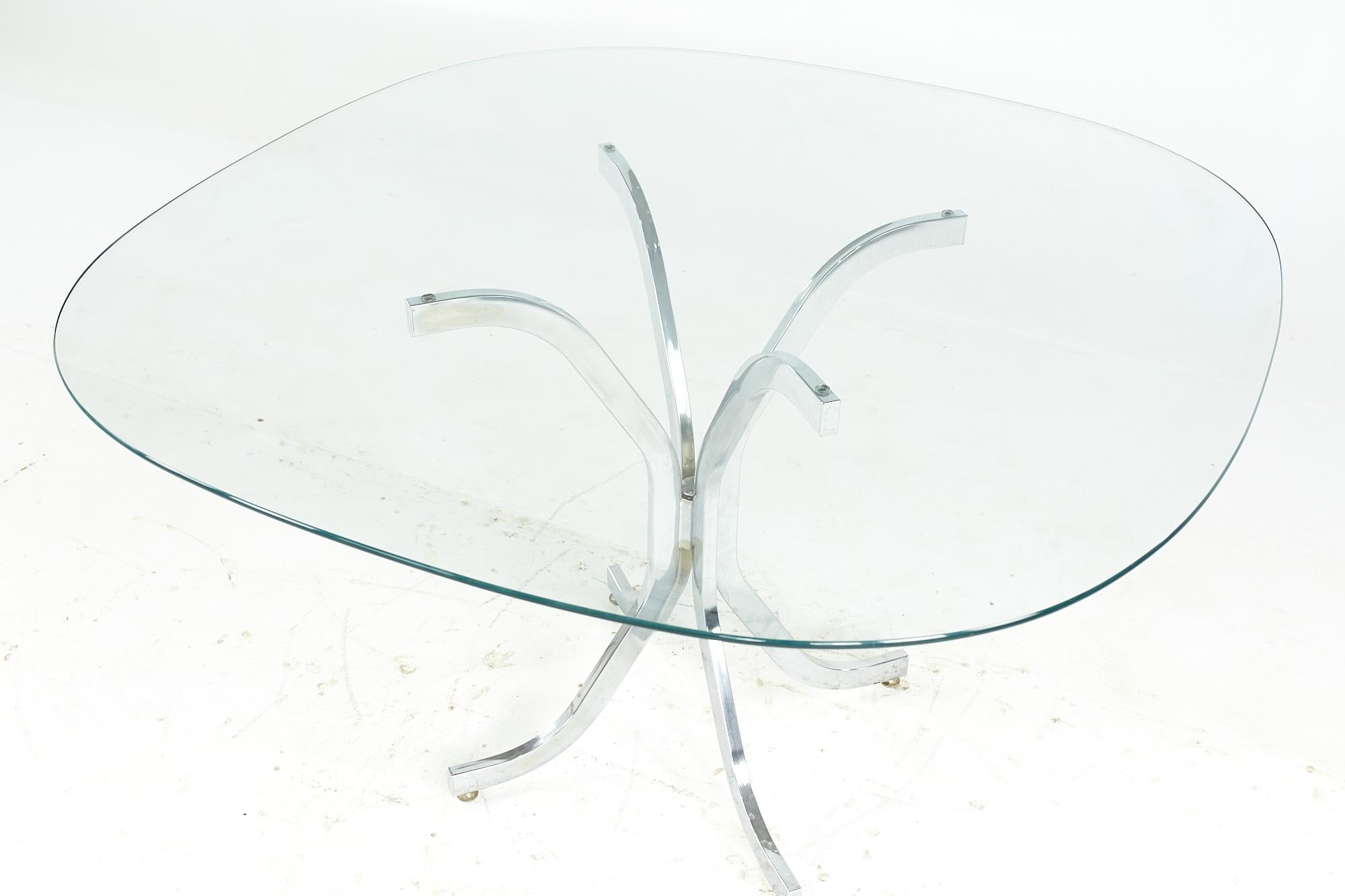 Late 20th Century Milo Baughman Style Midcentury Glass and Chrome Dining Room Table For Sale