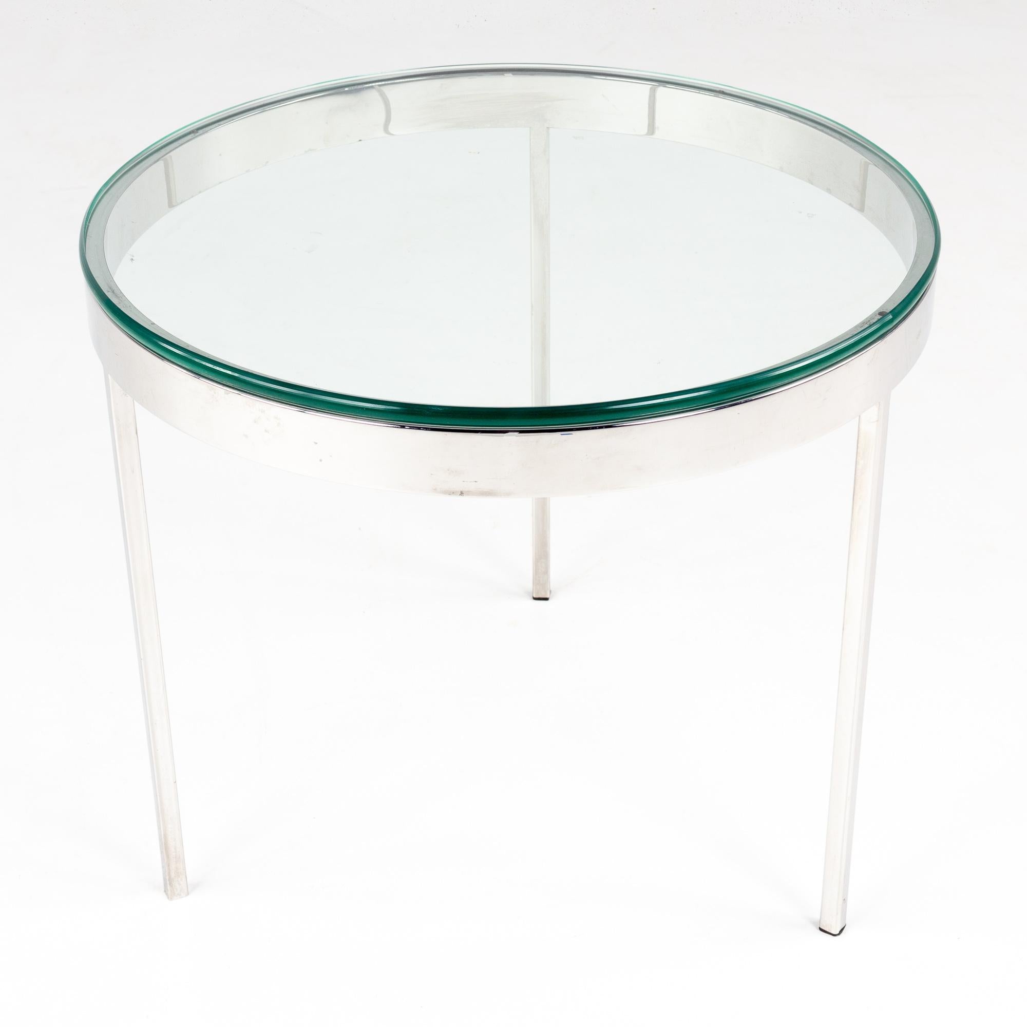 Milo Baughman Style Mid Century Glass and Chrome Side End Table 

This table measures: 18 wide x 18 deep x 16 inches high

All pieces of furniture can be had in what we call restored vintage condition. That means the piece is restored upon purchase