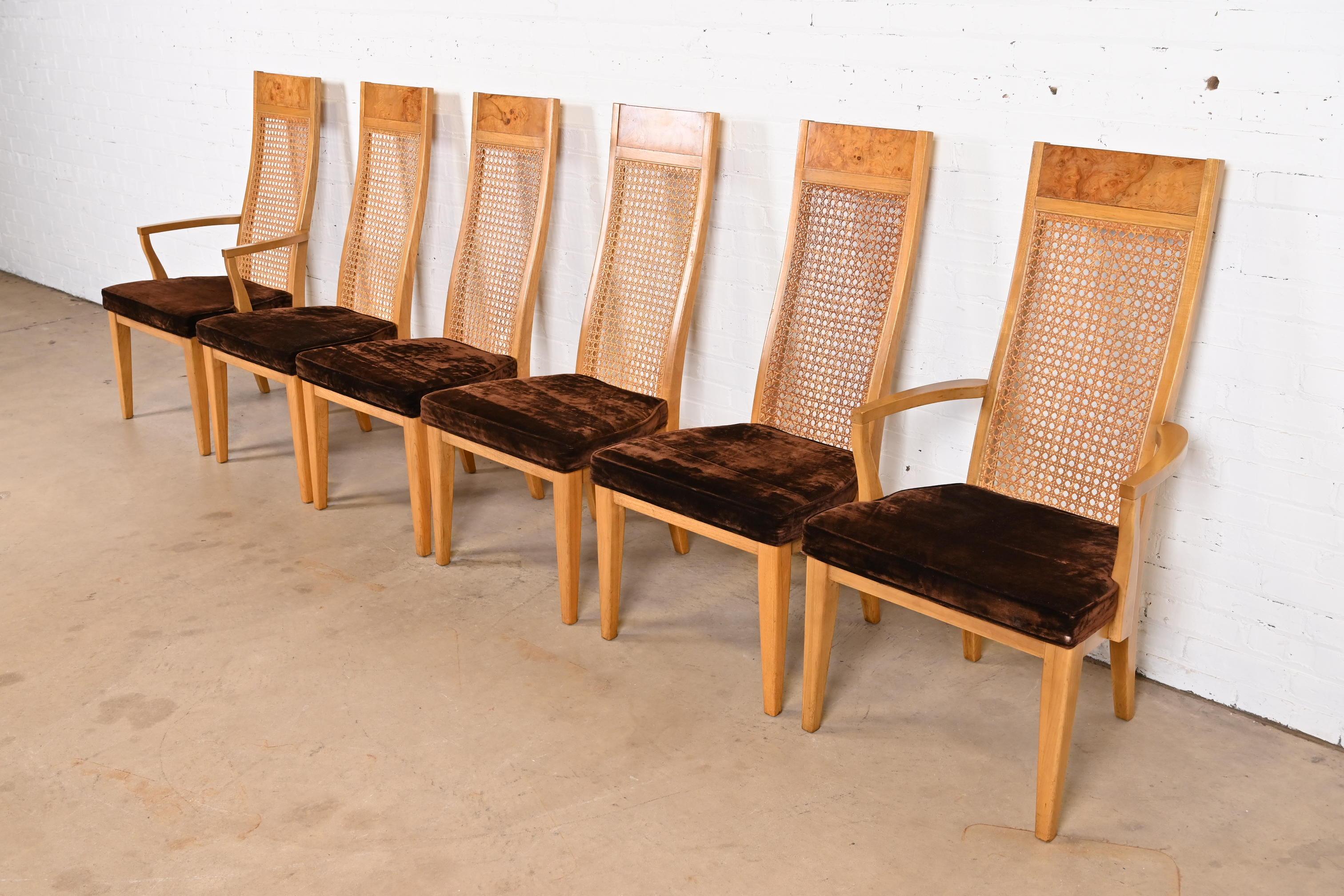 Américain Chaises de salle à manger en bois de ronce et cannage de style Milo Baughman Modernity par Lane en vente