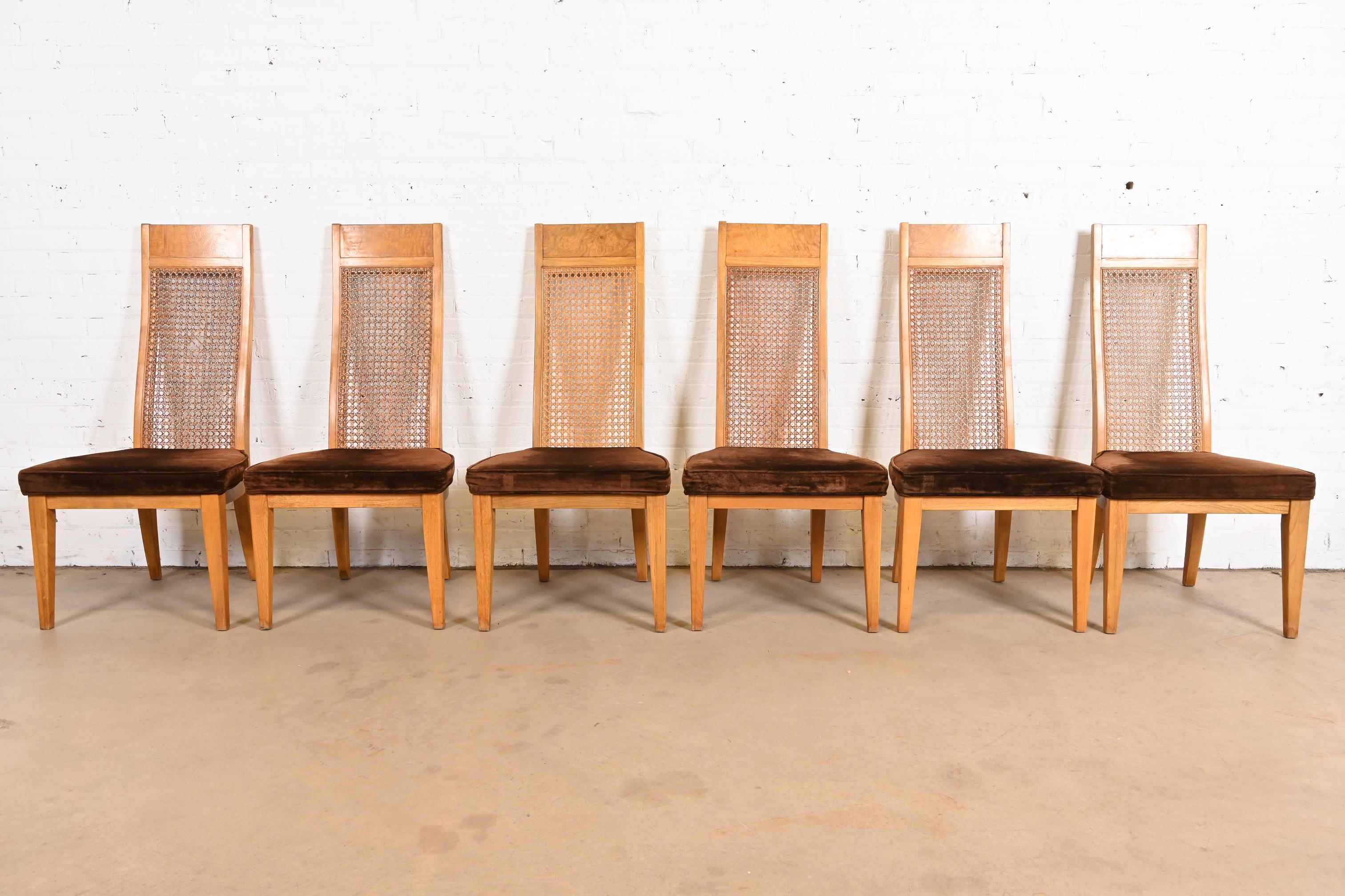Américain Chaises de salle à manger en bois de ronce et cannage à haut dossier, style Milo Baughman, Modernité du milieu du siècle dernier en vente