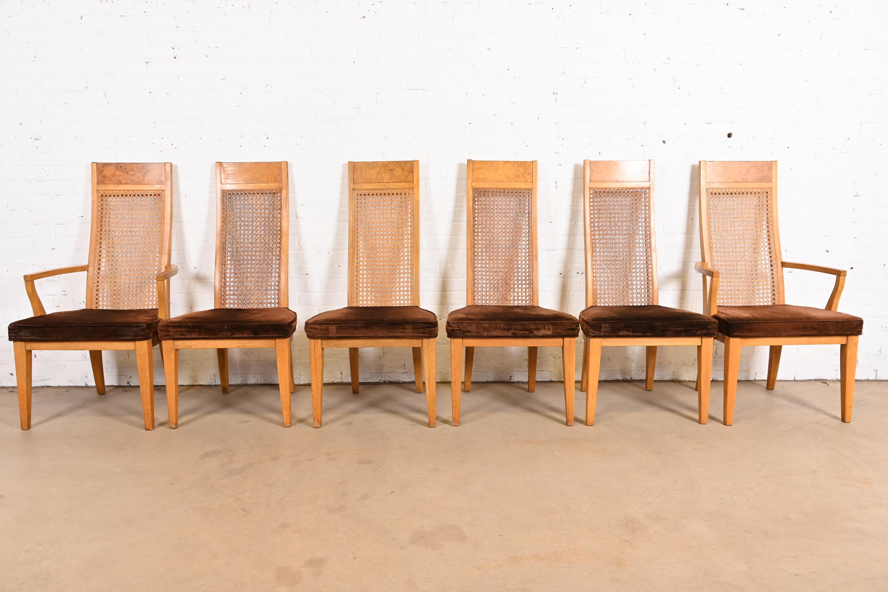 Américain Chaises de salle à manger en bois de ronce et cannage à haut dossier, style Milo Baughman, Modernité du milieu du siècle dernier en vente