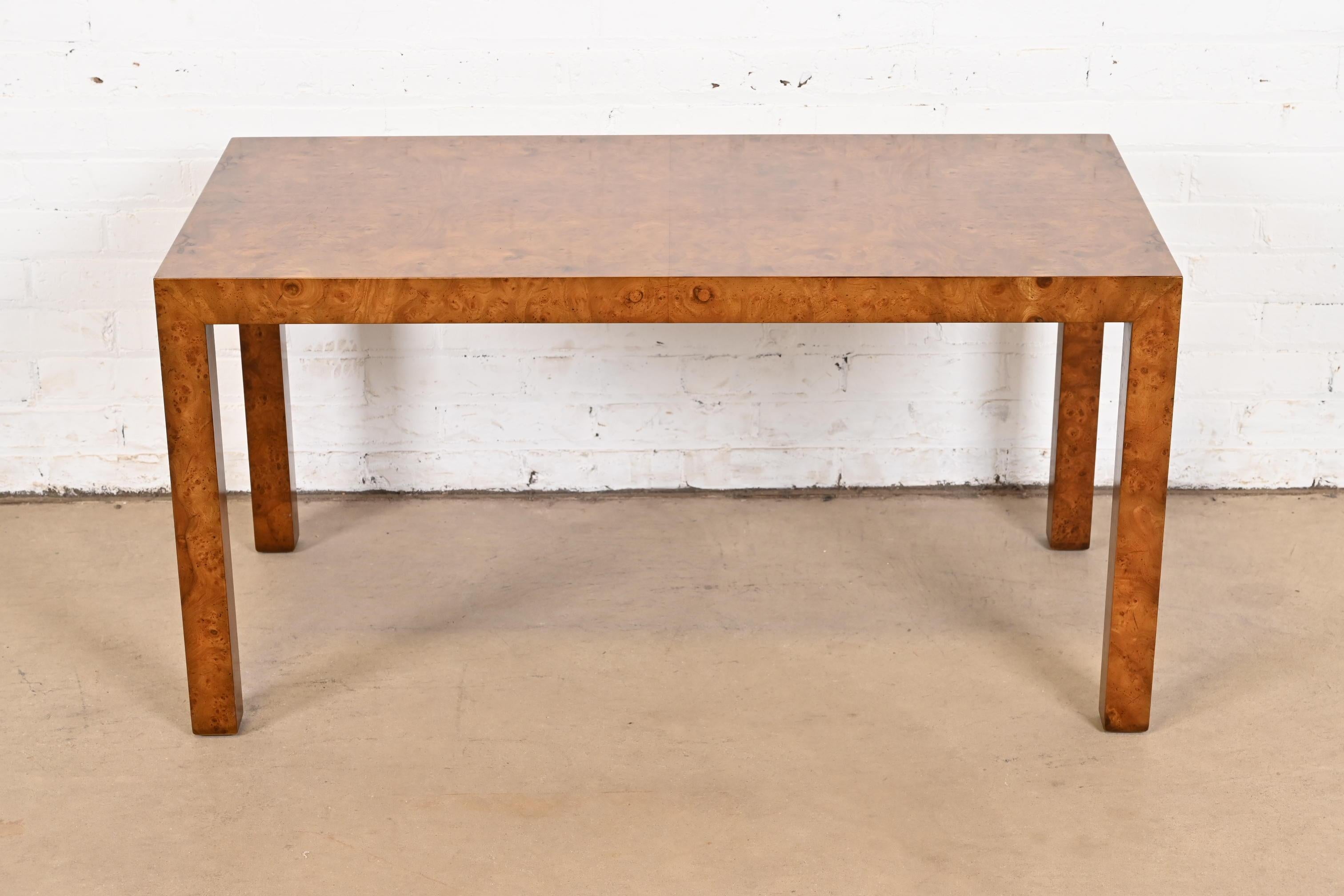 Milo Baughman Style Mid-Century Modern Burl Wood Parsons Console Table In Good Condition In South Bend, IN