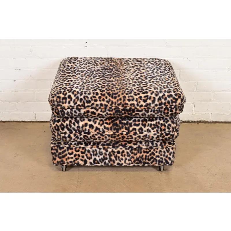 Milo Baughman Style Mid-Century Modern Leopard Print Ottoman, Circa 1970s In Good Condition For Sale In South Bend, IN