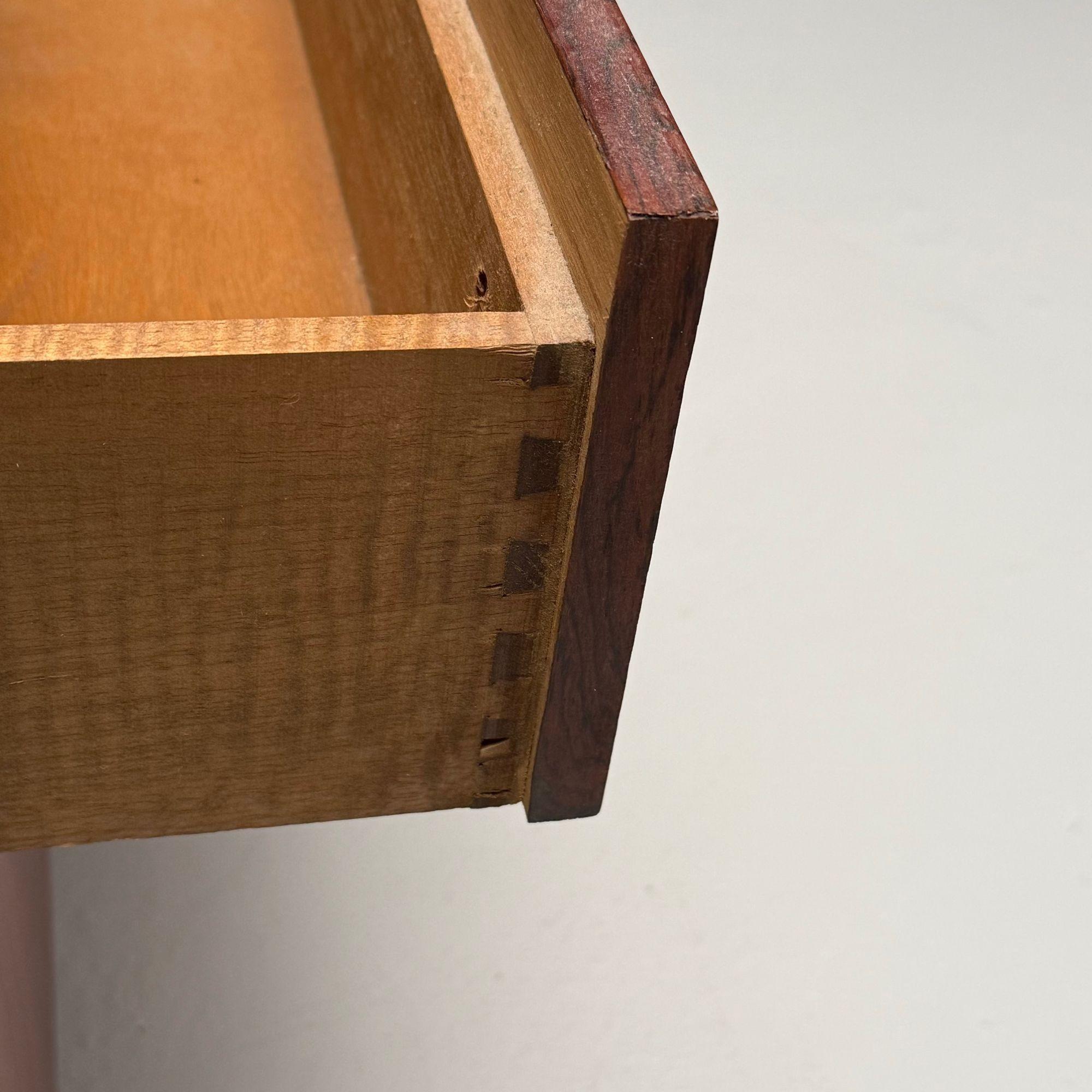 Tables de nuit de style Milo Baughman, mi-siècle moderne, bois de rose, chrome, années 1970 en vente 4