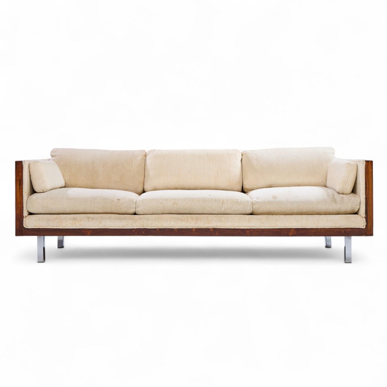 Milo Baughman Style Mid Century Rosewood Case Sofa

This sofa measures: 86 wide x 34 deep x 28.25 inches high, with a seat height of 17.5 and arm height of 25 inches

Excellent Vintage Condition - Sofa Case has been Restored and is in Mint