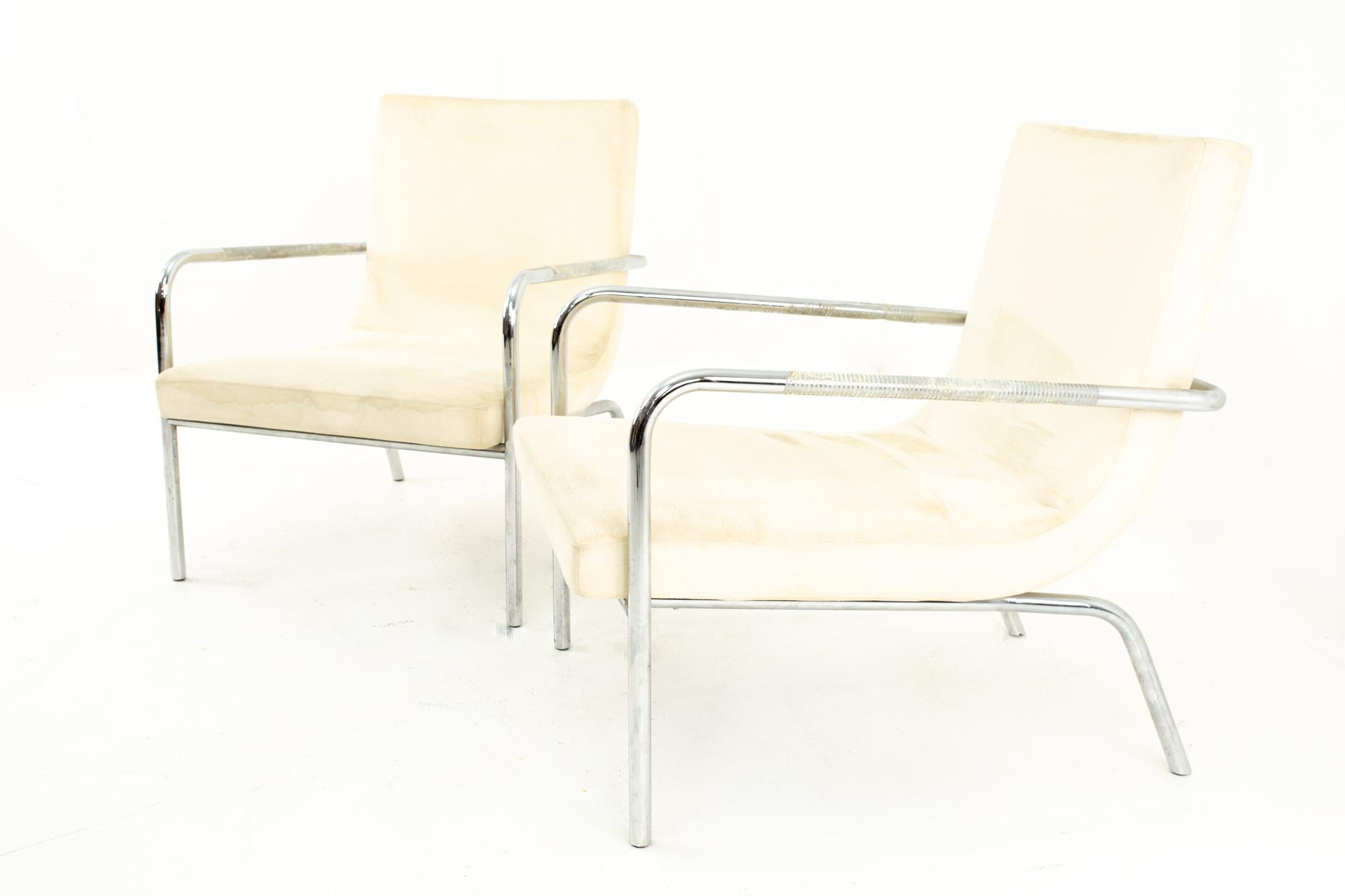 Mid-Century Modern Milo Baughman Style Mid Century Scoop Chair, Pair For Sale