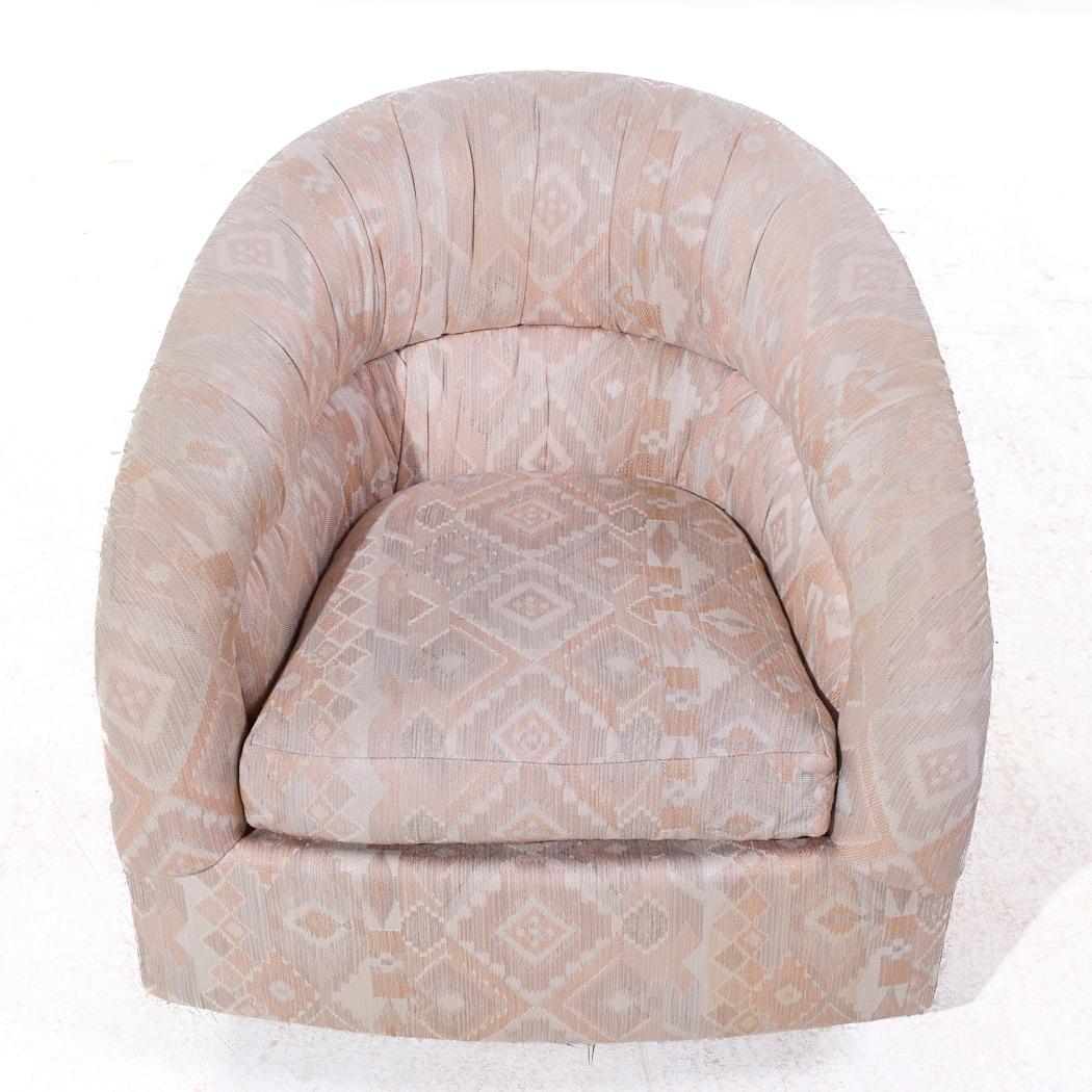 Chaises longues pivotantes en forme de tonneau, style Milo Baughman, milieu de siècle - Paire en vente 5