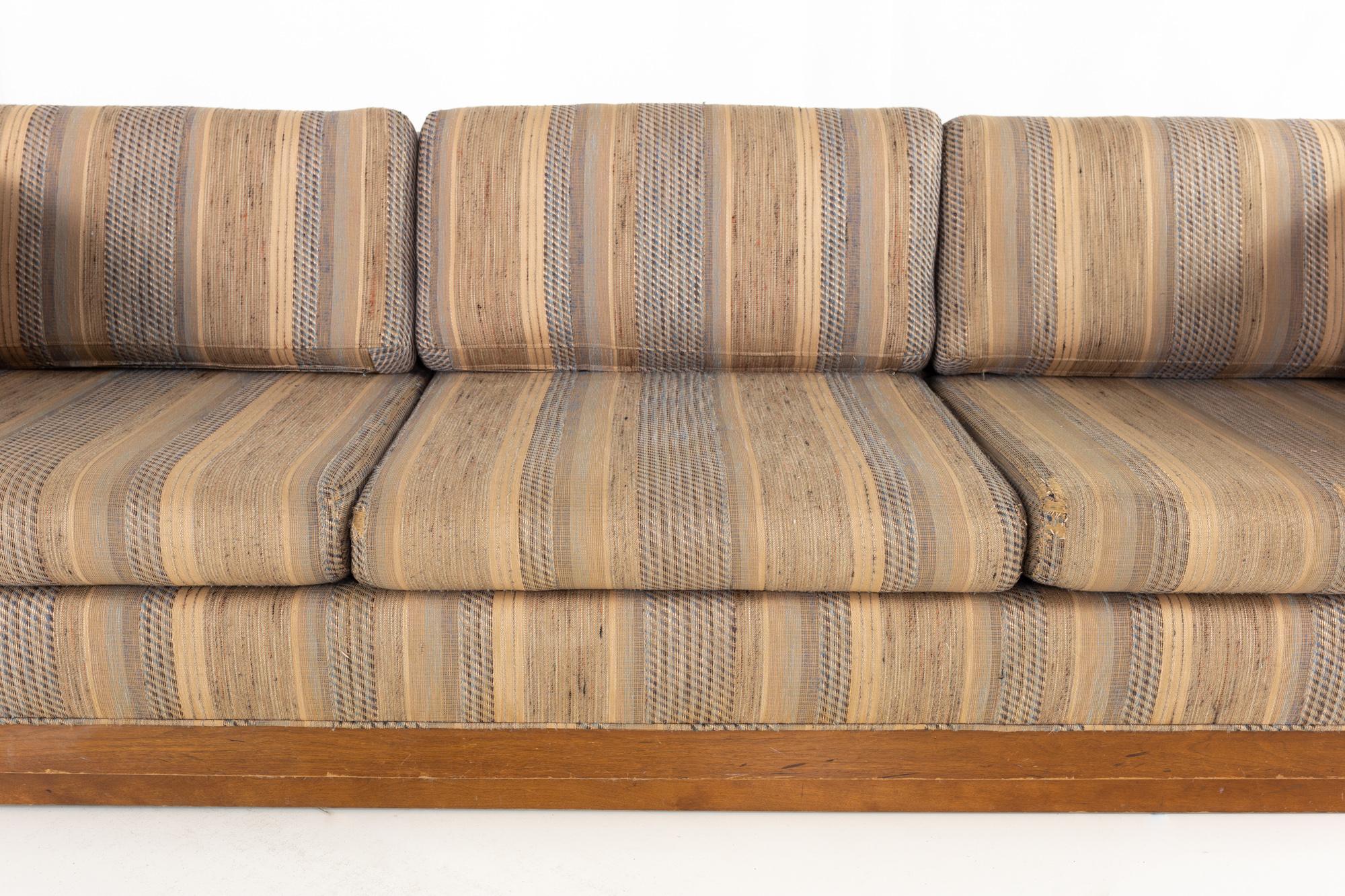 Milo Baughman Style Mid Century Walnut Floating Case Sofa In Good Condition In Countryside, IL