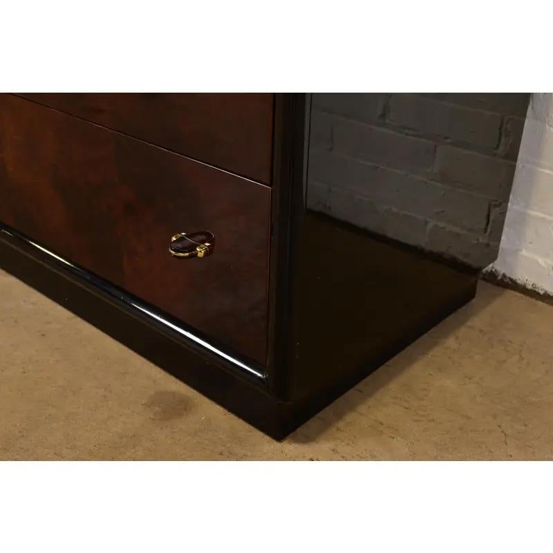 Comò moderno in stile Milo Baughman o cassapanca per gentiluomini di Henredon in vendita 4