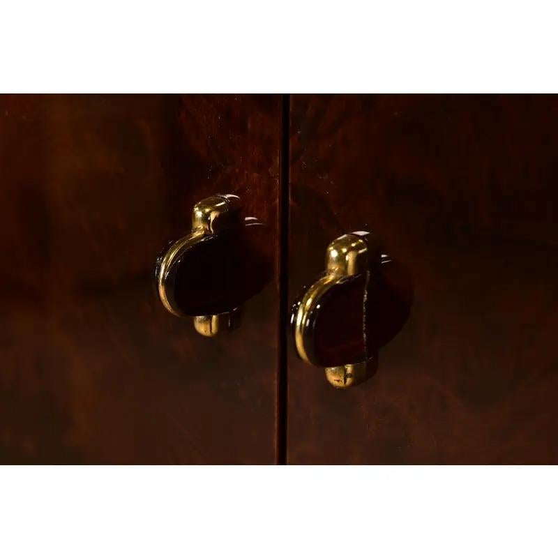 Comò moderno in stile Milo Baughman o cassapanca per gentiluomini di Henredon in vendita 2