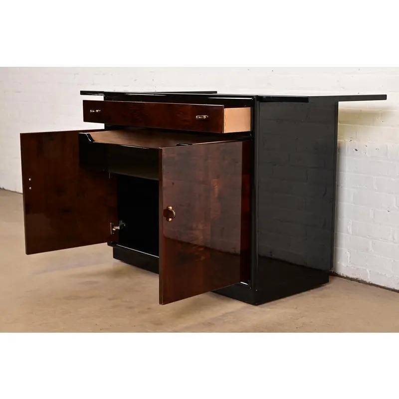 Fine XX secolo Mobile da bar in legno di radica in stile Art Deco moderno di Milo Baughman di Henredon in vendita