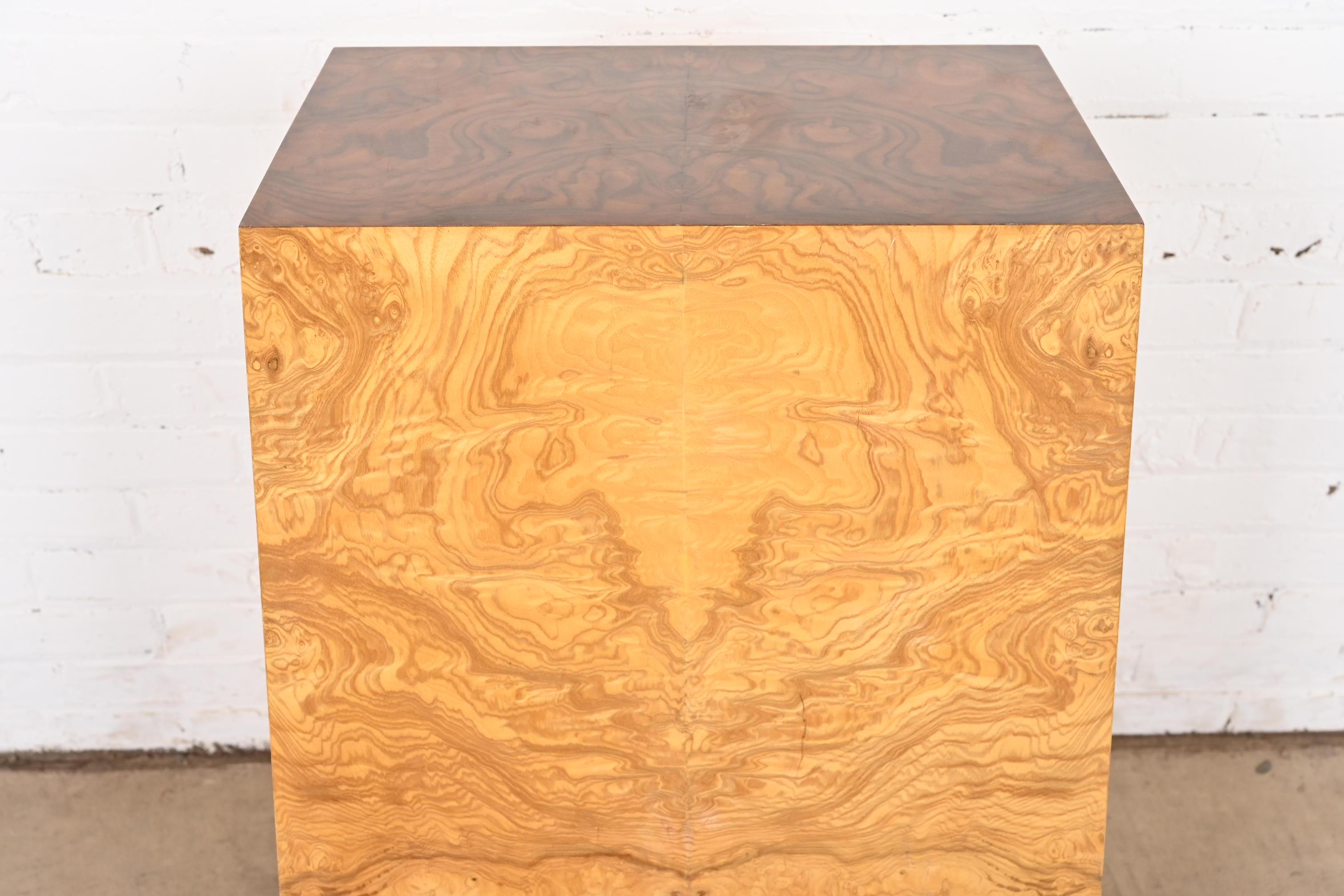 Pedestal de madera de burl modernista estilo Milo Baughman en venta 2