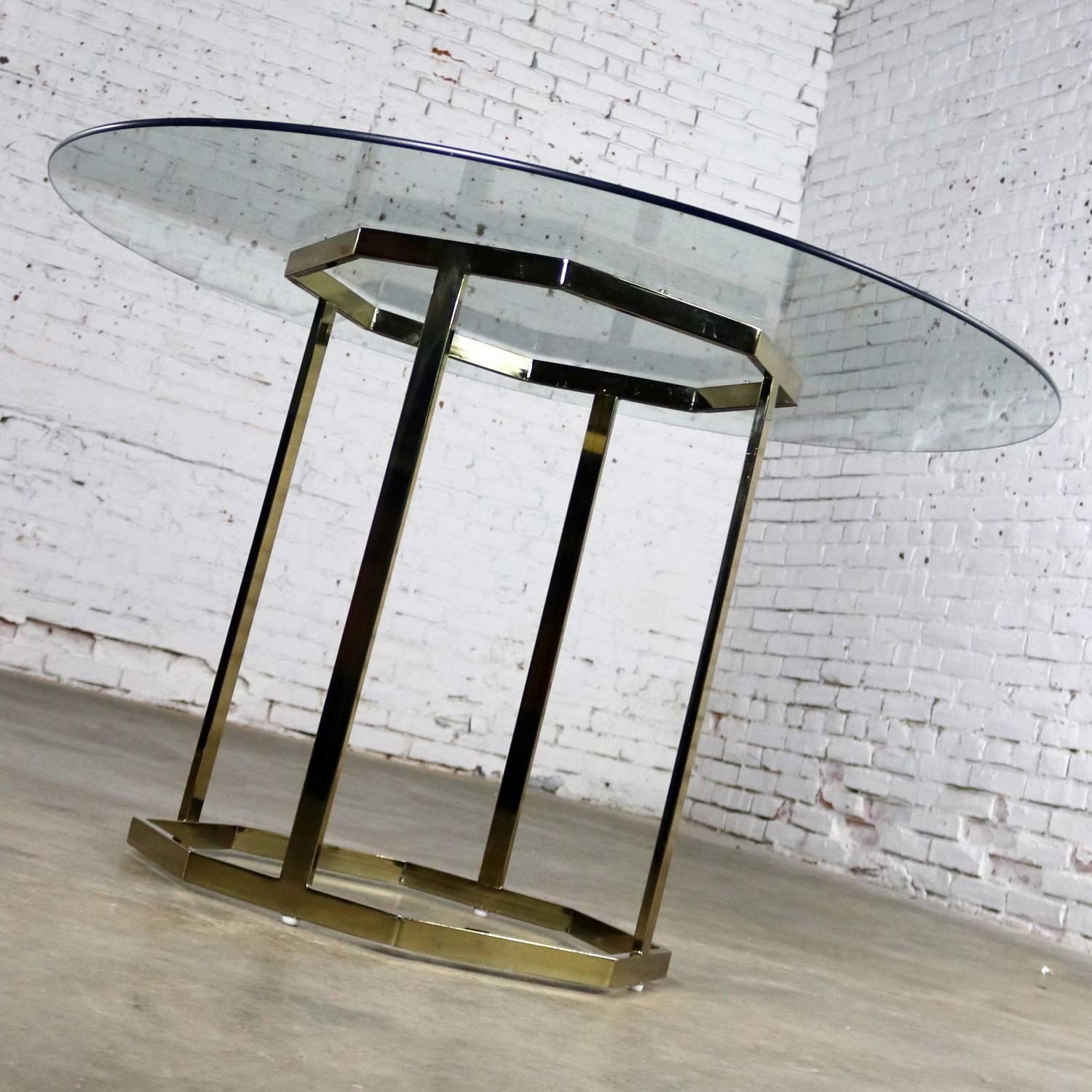 Milo Baughman Style Octagon Brass-Plated Metal Dining Table with Round Glass Top In Fair Condition In Topeka, KS