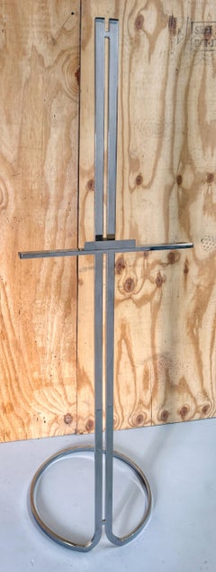 Verstellbare Staffelei aus poliertem Chrom im Stil von Milo Baughman