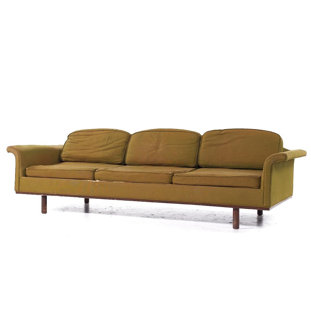 Sofá imperial de mediados de siglo estilo Milo Baughman Selig Moderno de mediados de siglo en venta