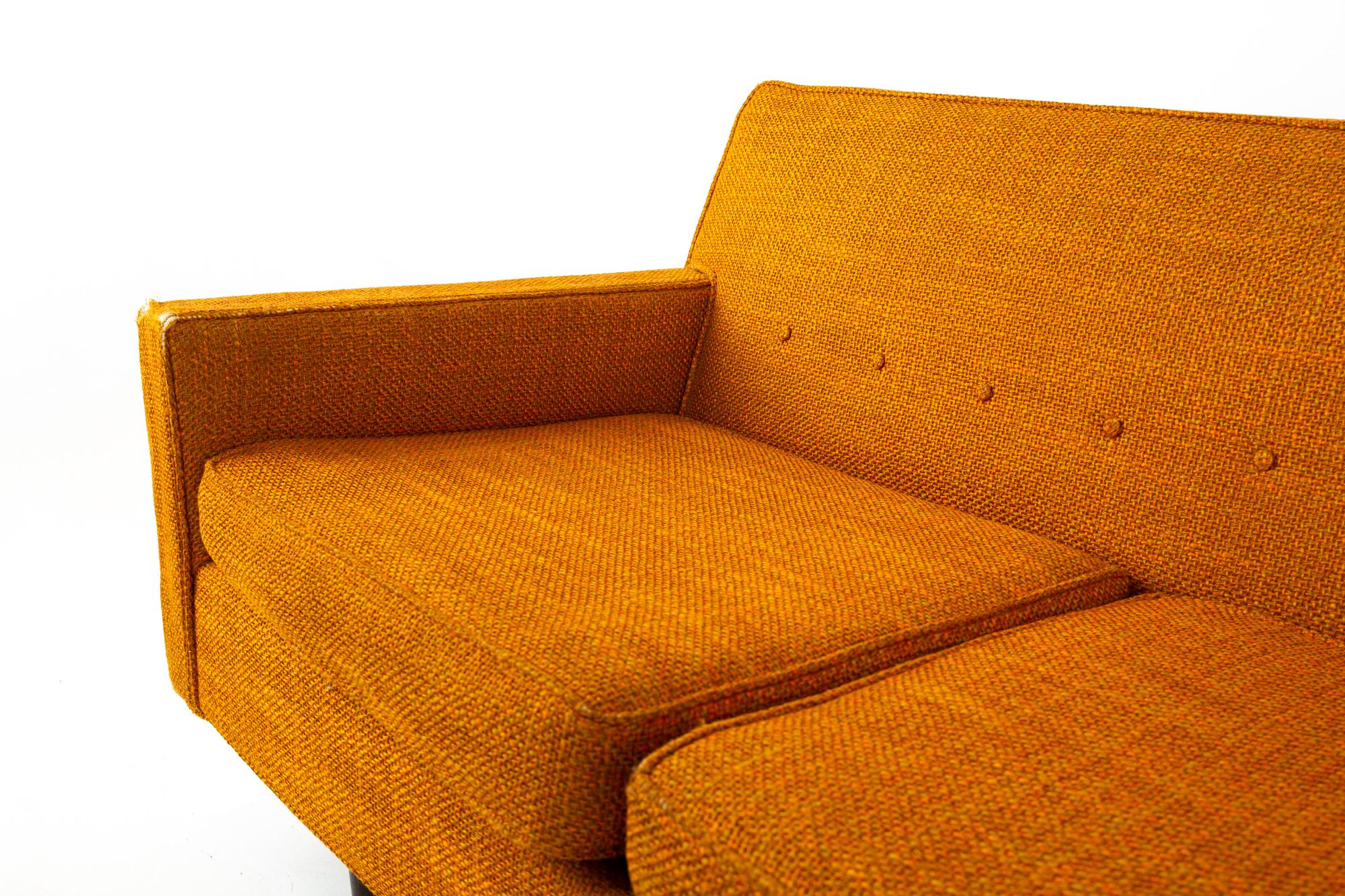 Milo Baughman Style Selig Mid Century Sofa In Good Condition In Countryside, IL