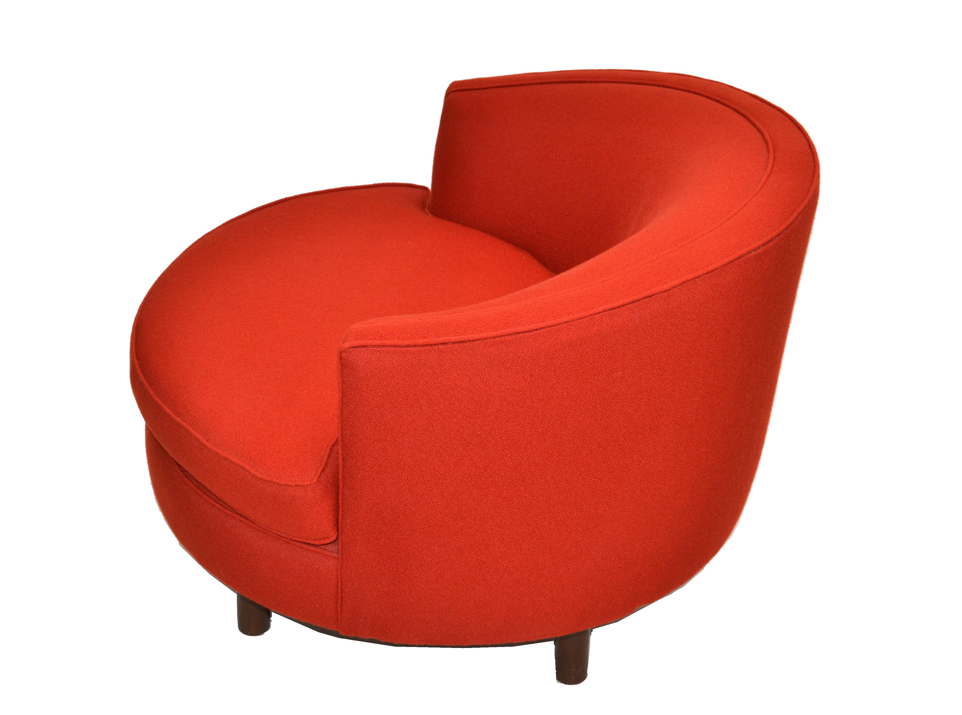 American Milo Baughman Style Swivel Chair Walnut Base & Red Italian Bouclé Fabric, Pair For Sale