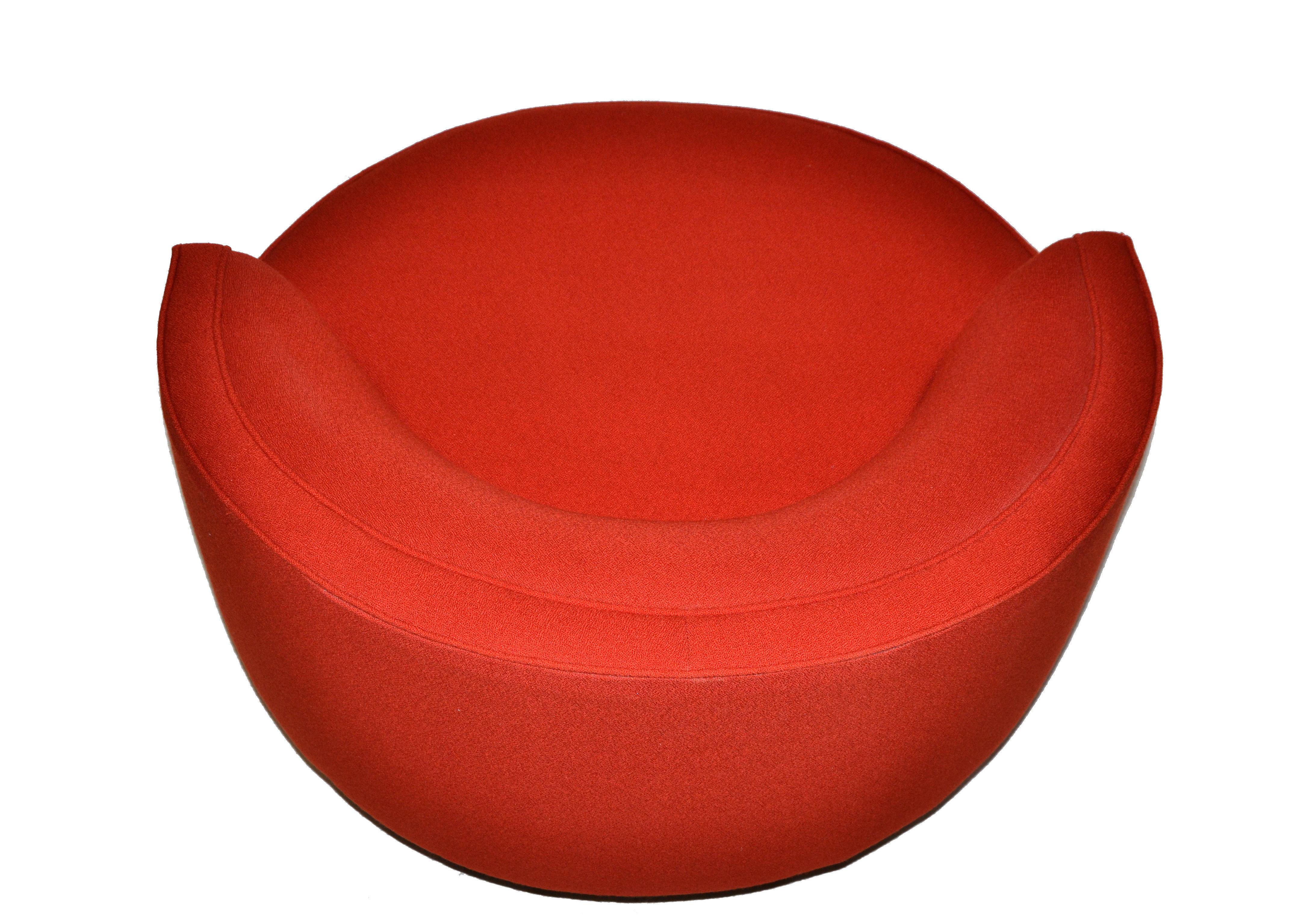 Milo Baughman Style Swivel Chair Walnut Base & Red Italian Bouclé Fabric, Pair In Good Condition For Sale In Miami, FL