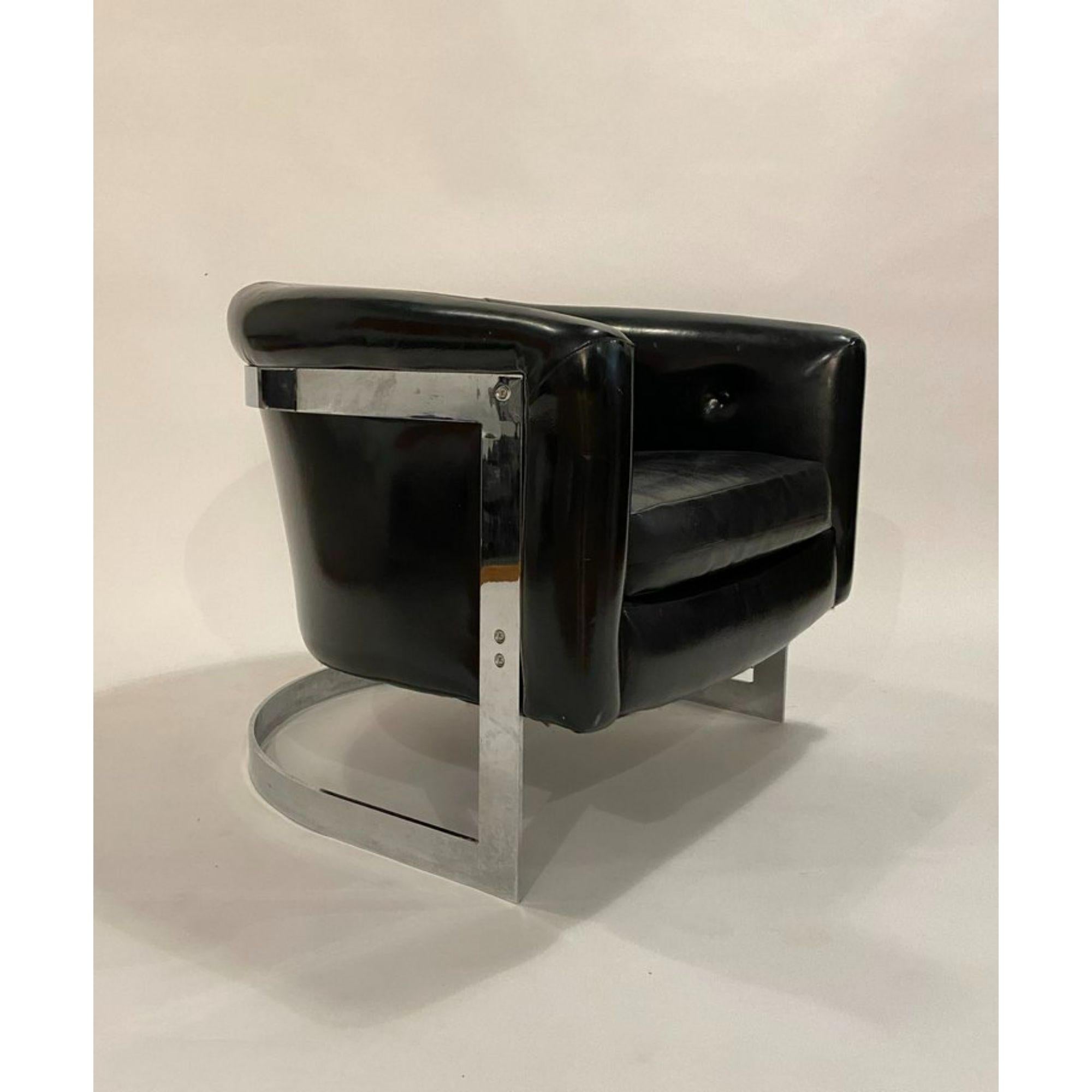 Mid-Century Modern Milo Baughman Style Tub Chair in Black Vinyl Upholstery and Steel Frame For Sale