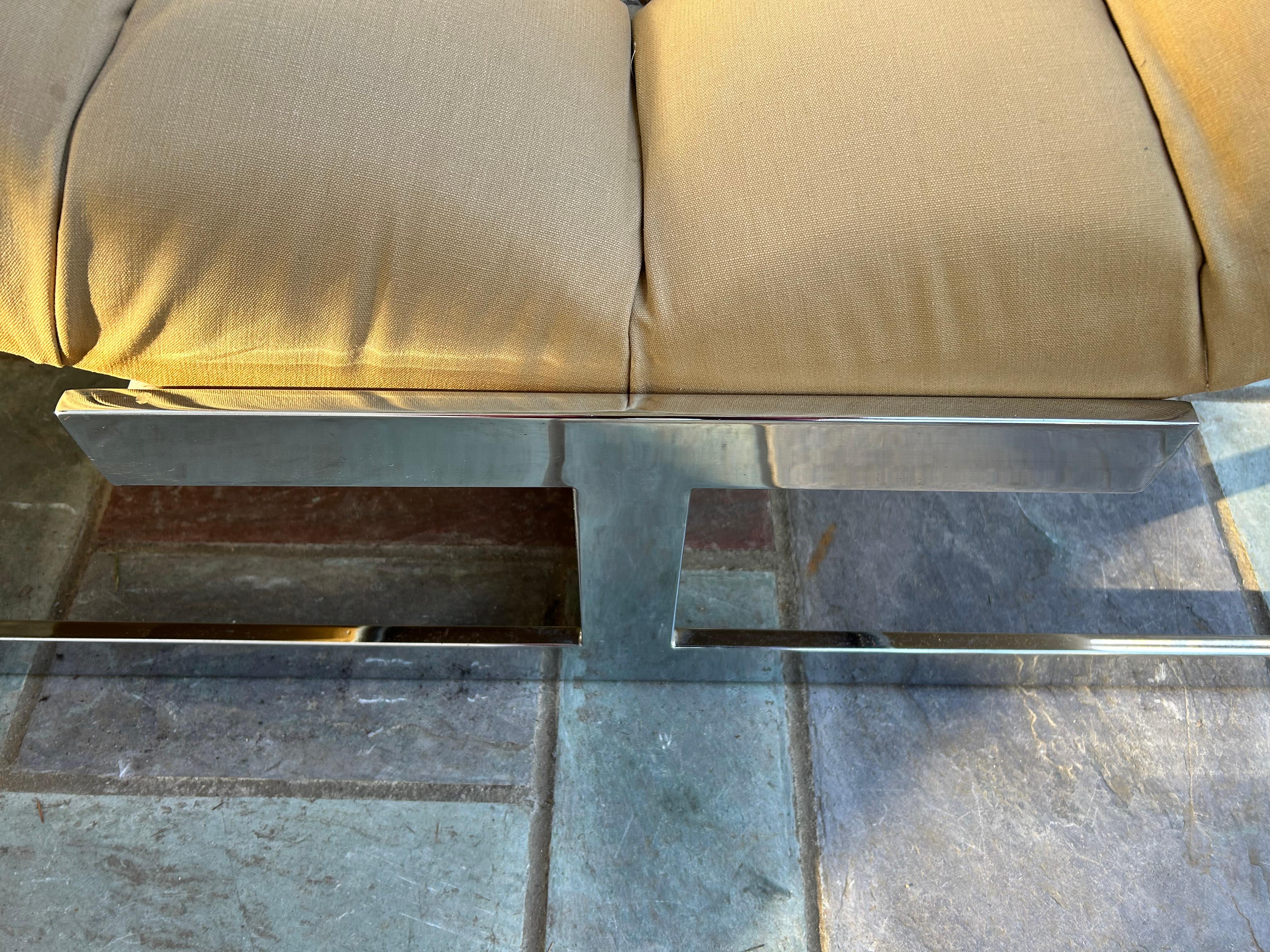 Chaise longue 'Wave' en chrome touffeté, style Milo Baughman Carsons en vente 3