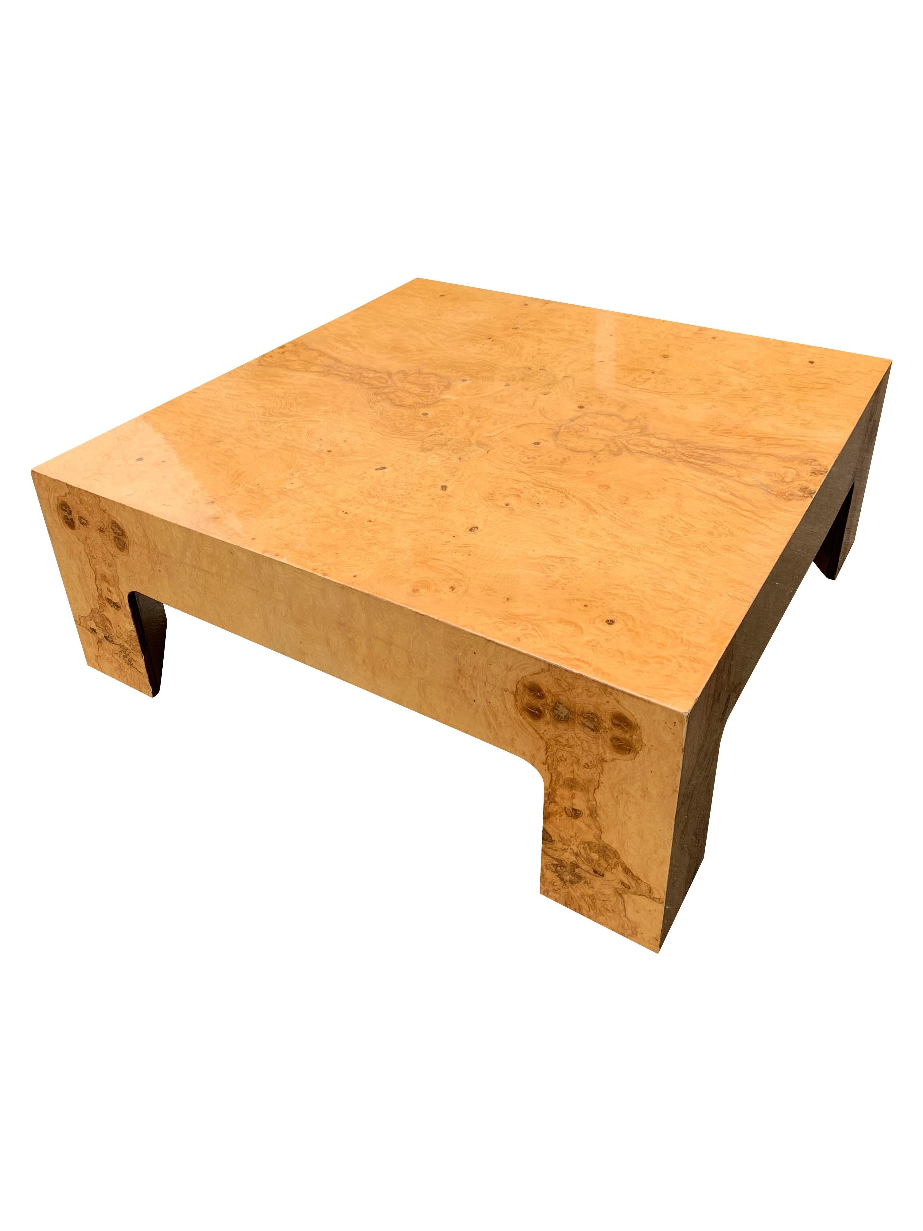 Mesa baja de madera de olivo de estilo vintage moderno Milo Baughman en venta 4