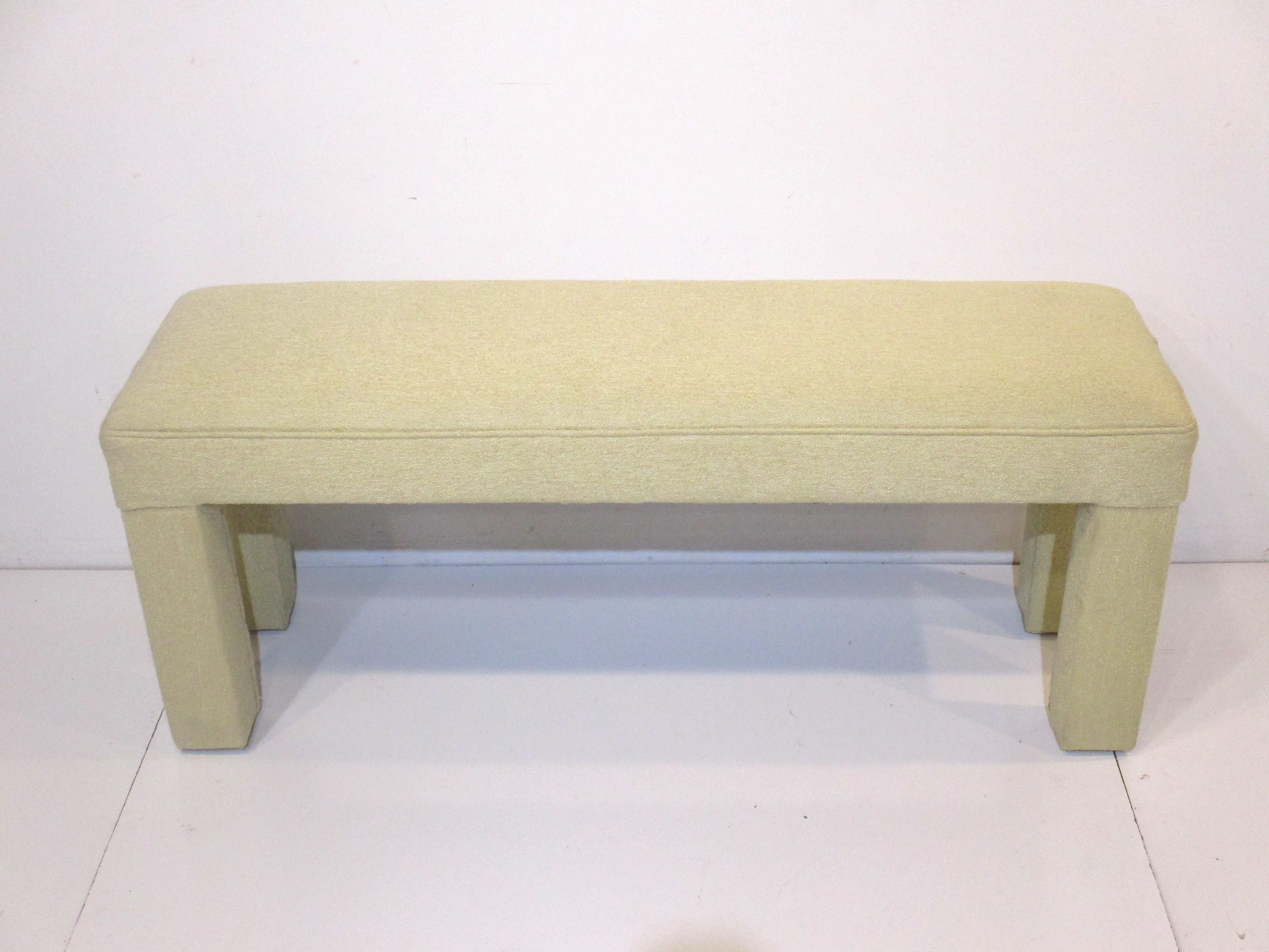 Milo Baughman Styled Upholstered Bench im Angebot 1