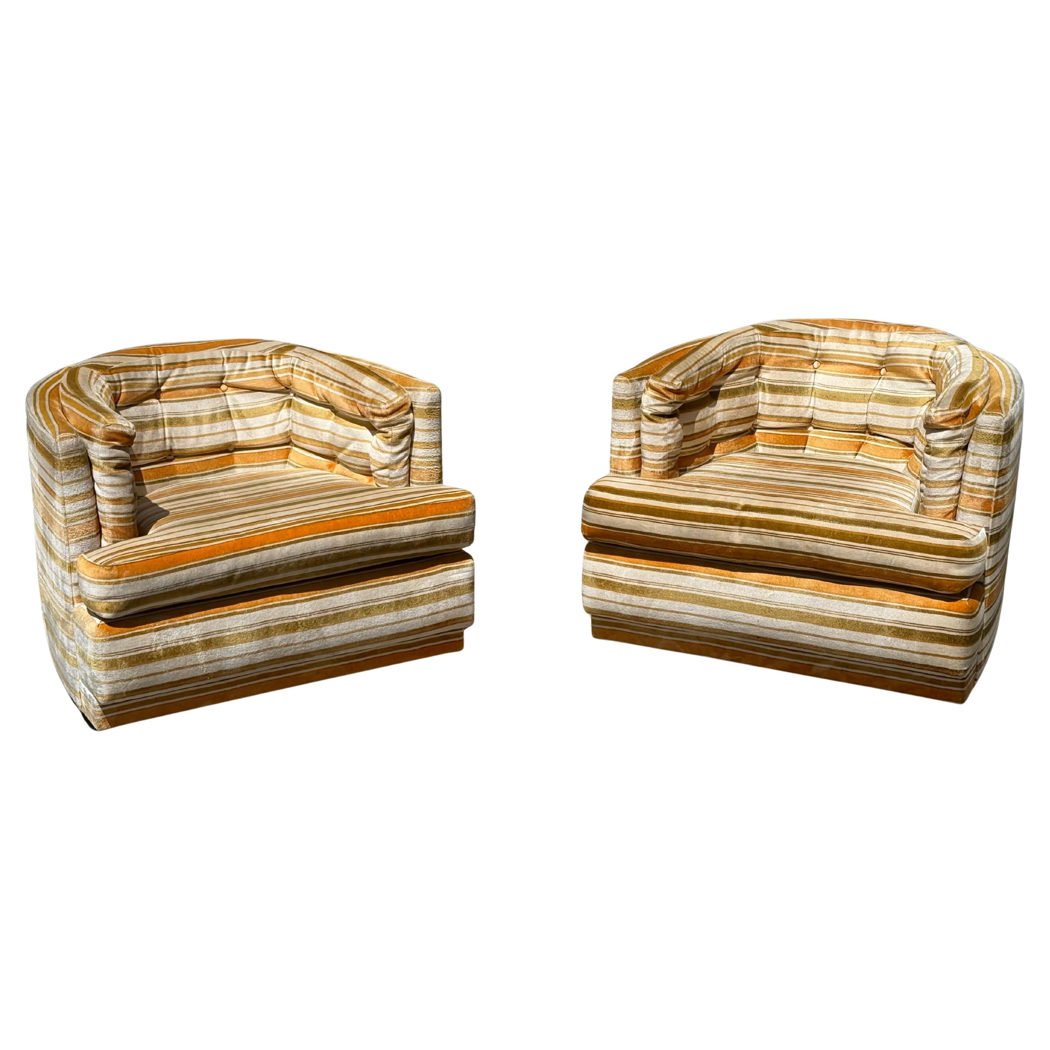 American Milo Baughman Swivel Chairs - Circa 1960s For Sale