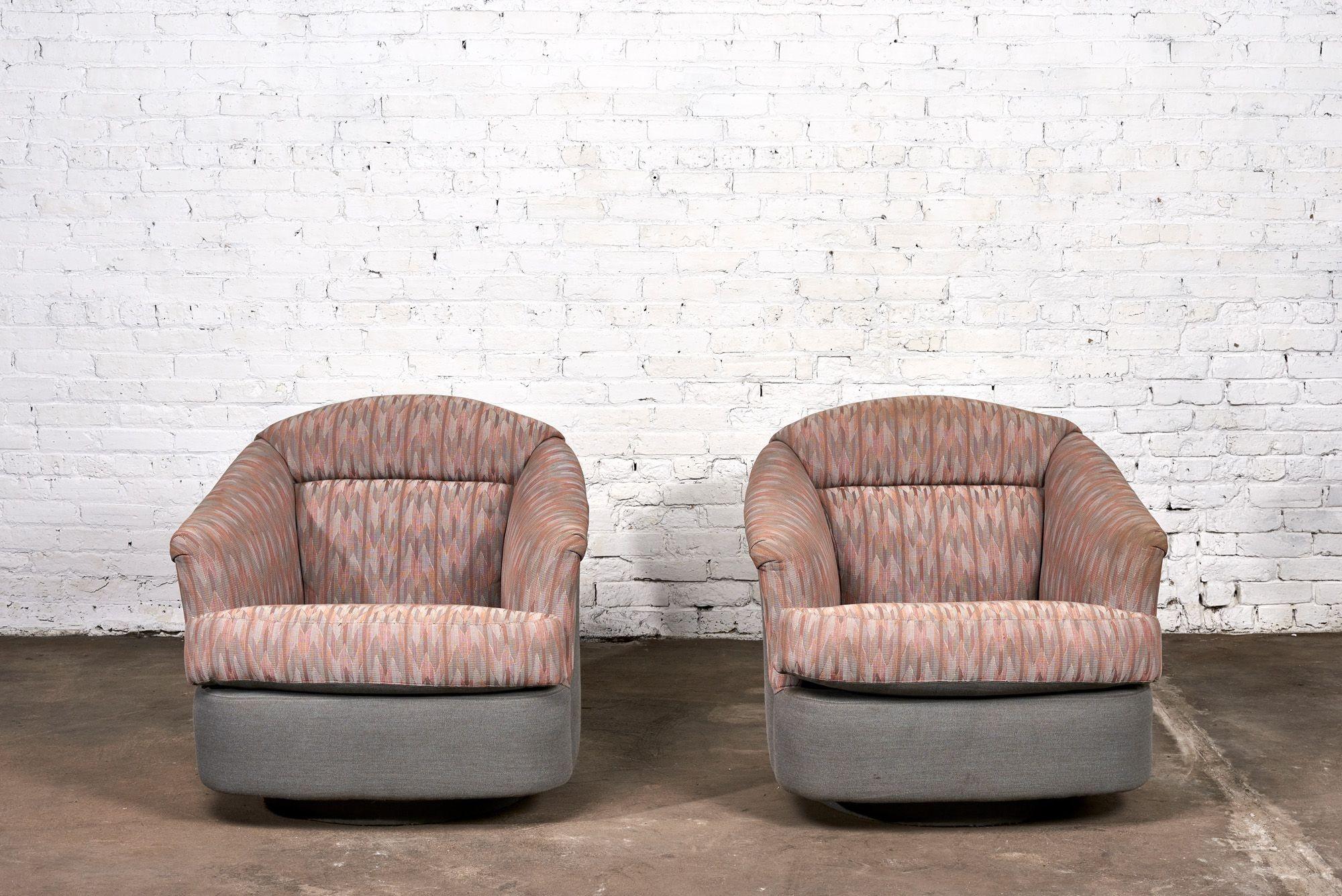 Mid-Century Modern Milo Baughman Swivel Chairs for Directional, 1980 For Sale