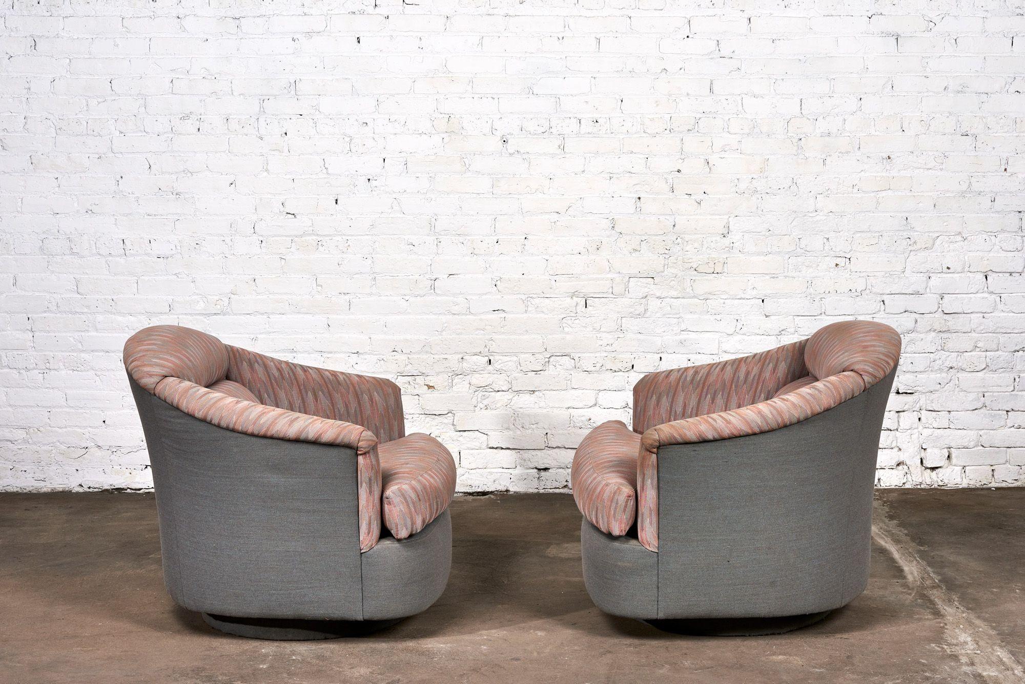 Milo Baughman Swivel Chairs for Directional, 1980 For Sale 1
