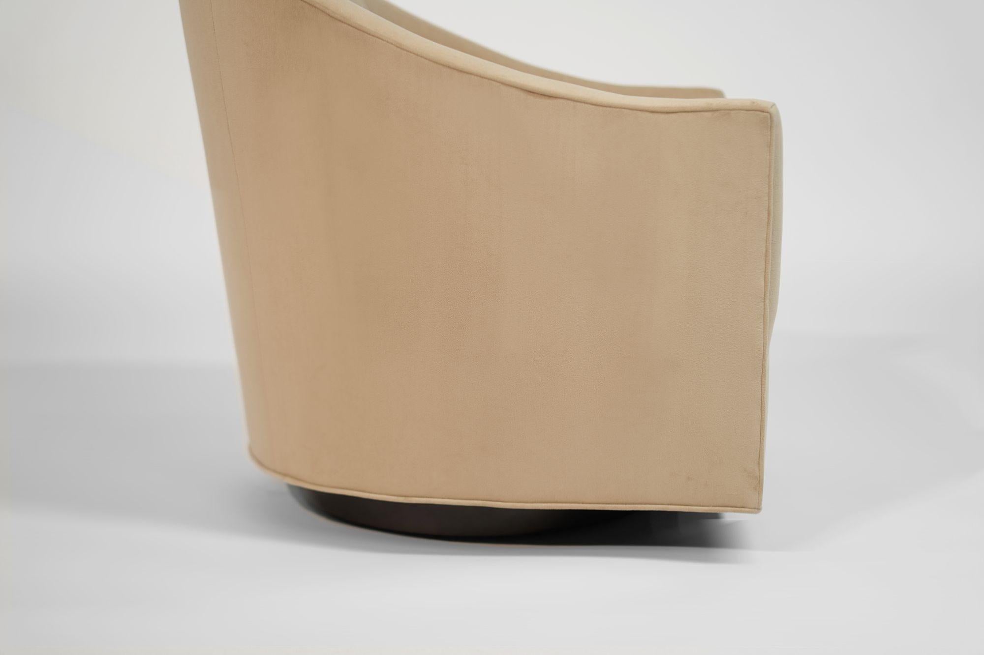 Milo Baughman Swivel Chais on Bronze Supports, C. 1970s 2