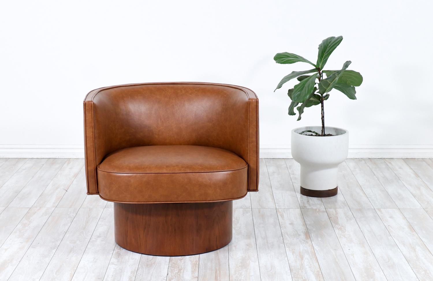 Milo Baughman swivel cognac leather Tub chair for Thayer Coggin.