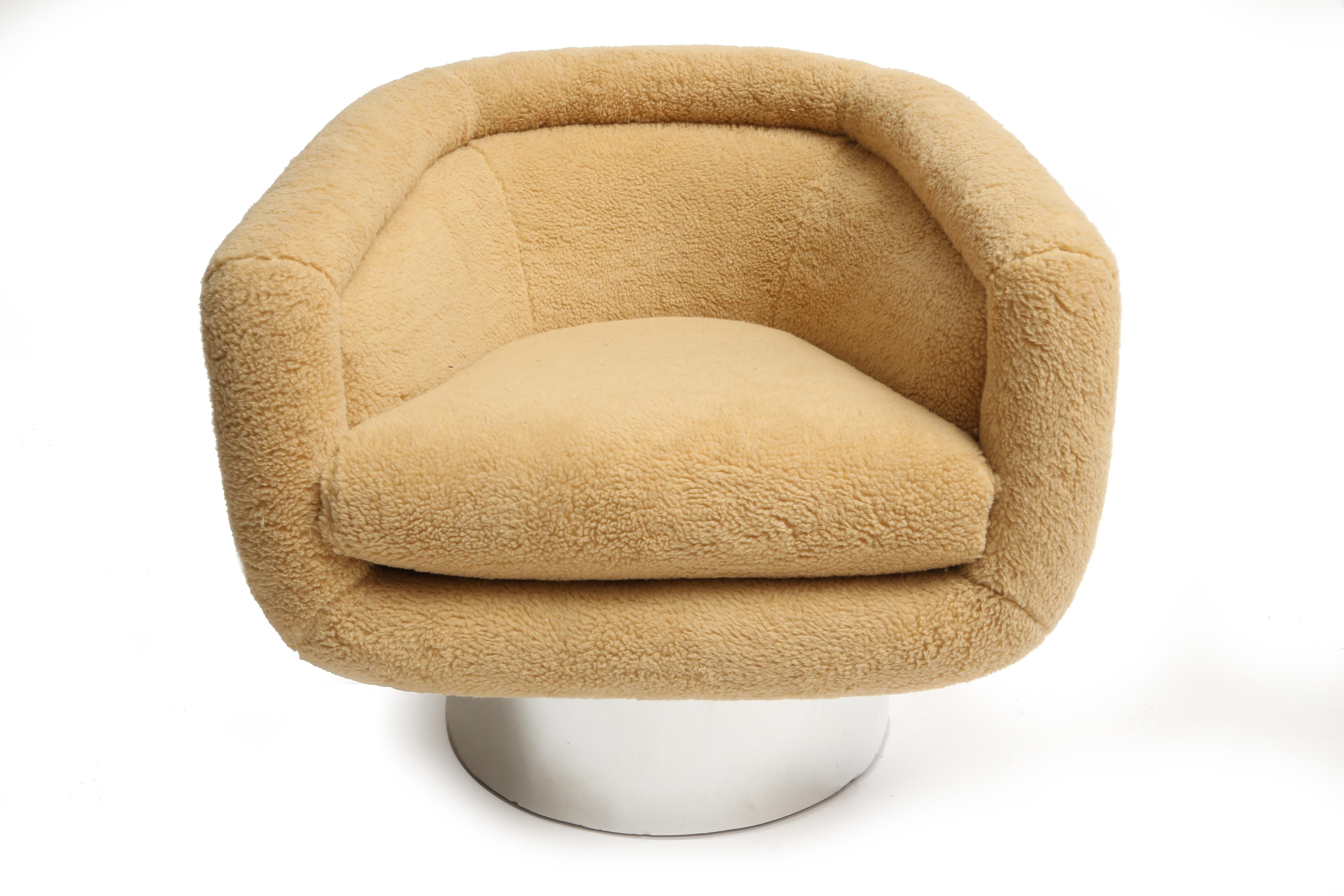 Milo Baughman lounge chair that has been re-upholstered
in Faux fur fabric.
         