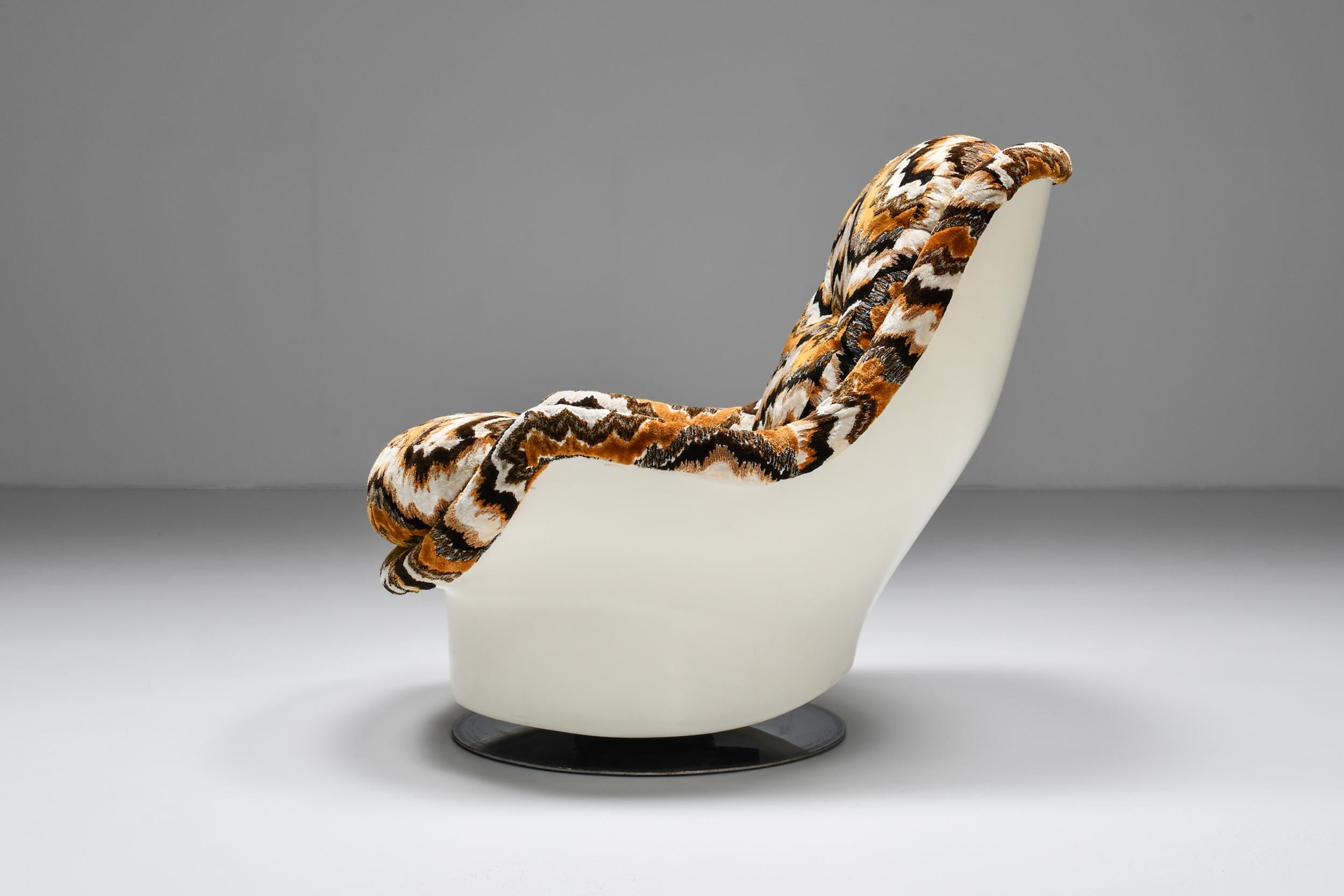 Milo Baughman Swivel Lounge Chair for Thayer Coggin Space Age In Good Condition In Antwerp, BE