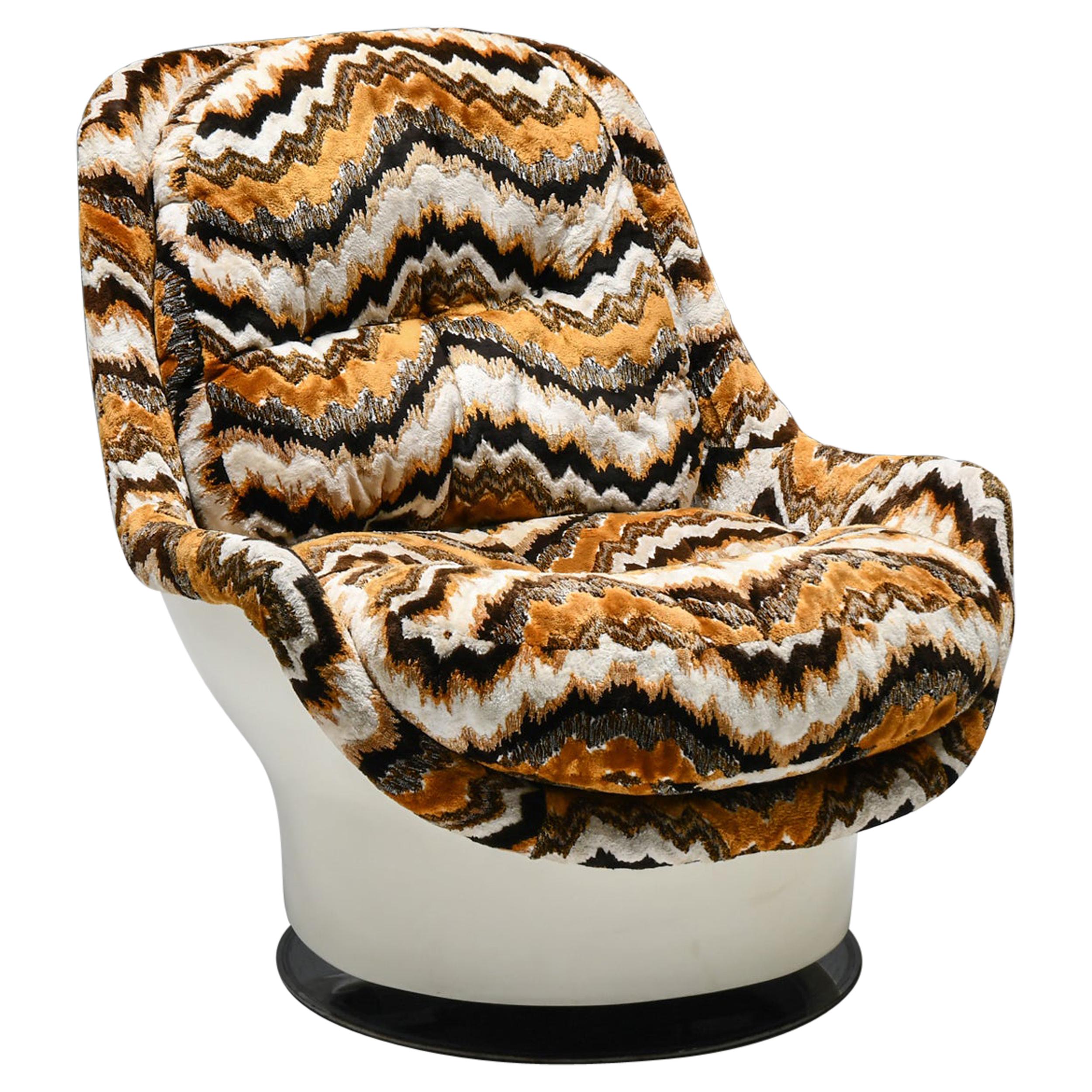 Milo Baughman Swivel Lounge Chair for Thayer Coggin Space Age