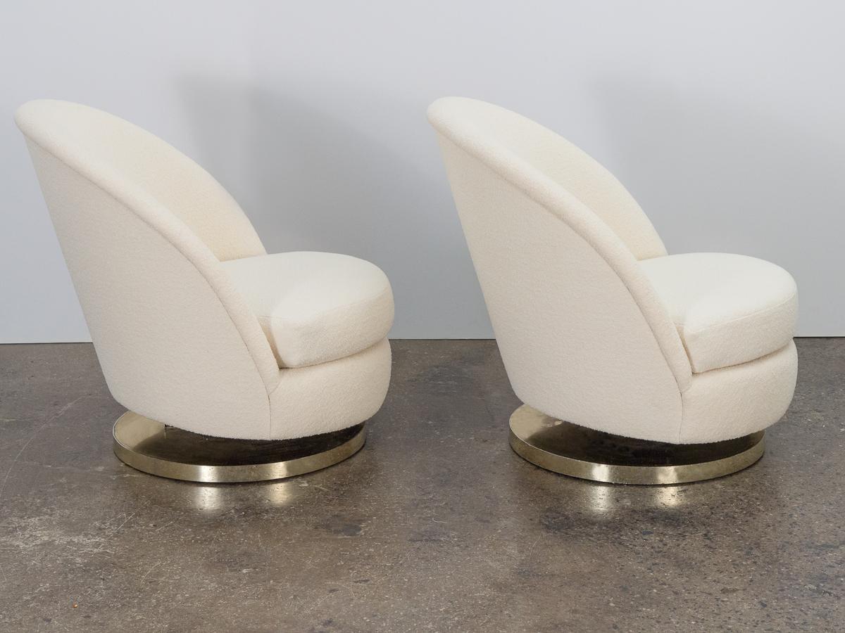 Milo Baughman Swivel Lounge Chairs in Boucle with Brass Bases In Excellent Condition In Brooklyn, NY