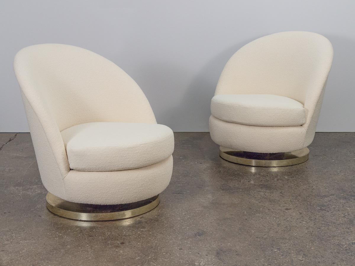 Milo Baughman Swivel Lounge Chairs in Boucle with Brass Bases 1