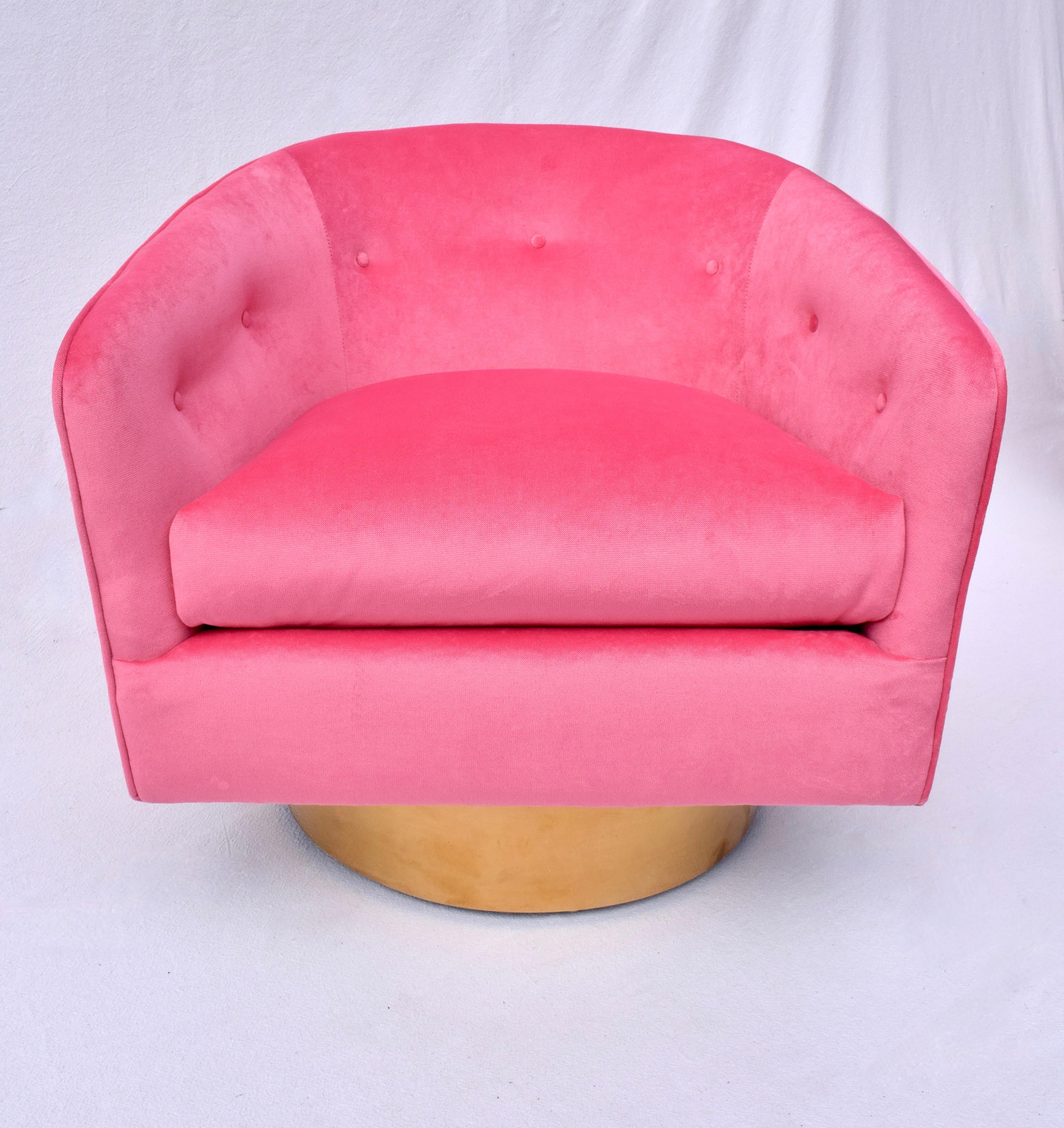 Milo Baughman Swivel Lounge Chairs on Brass Base With Pink Velvet 3