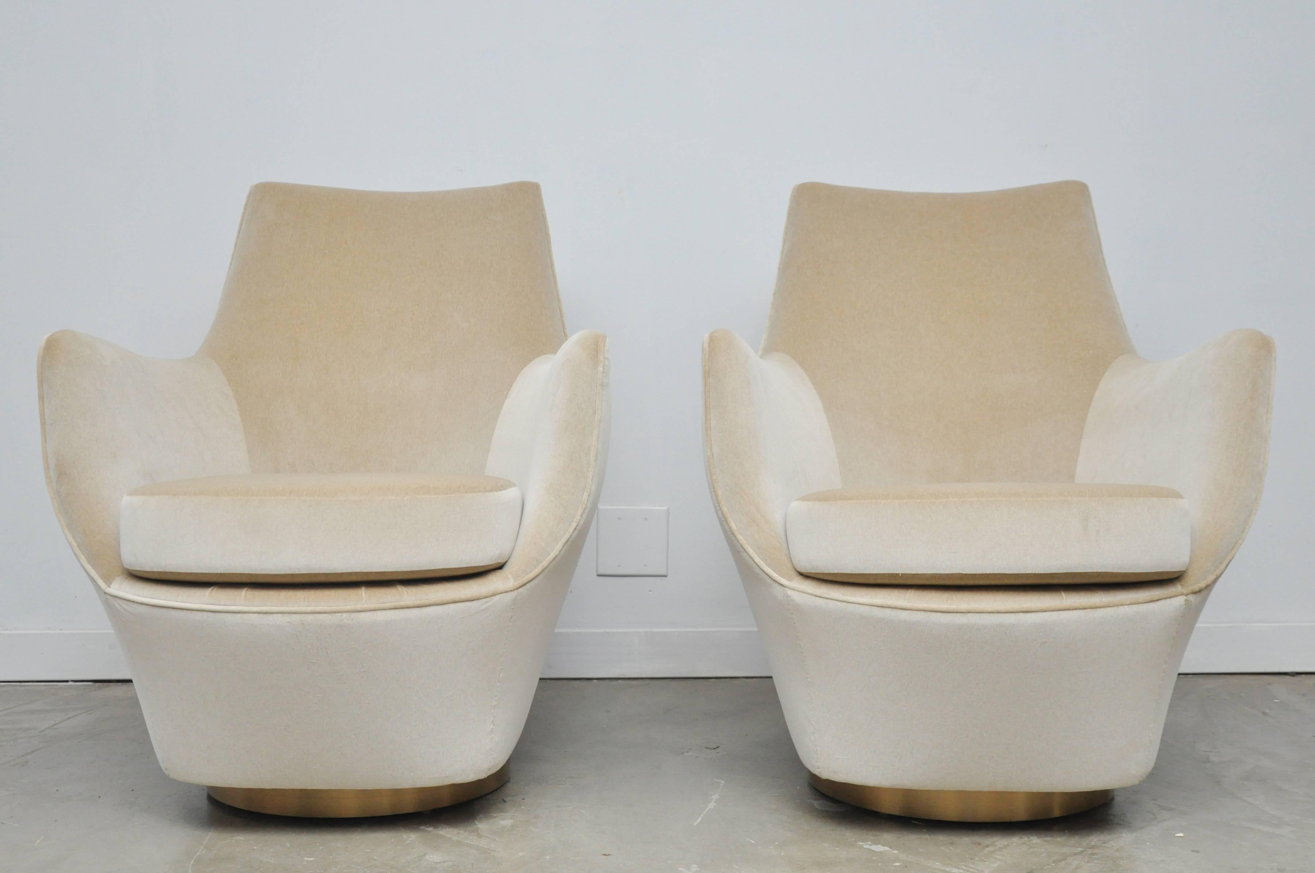 20th Century Milo Baughman Swivel Pod Chairs on Brushed Brass Bases