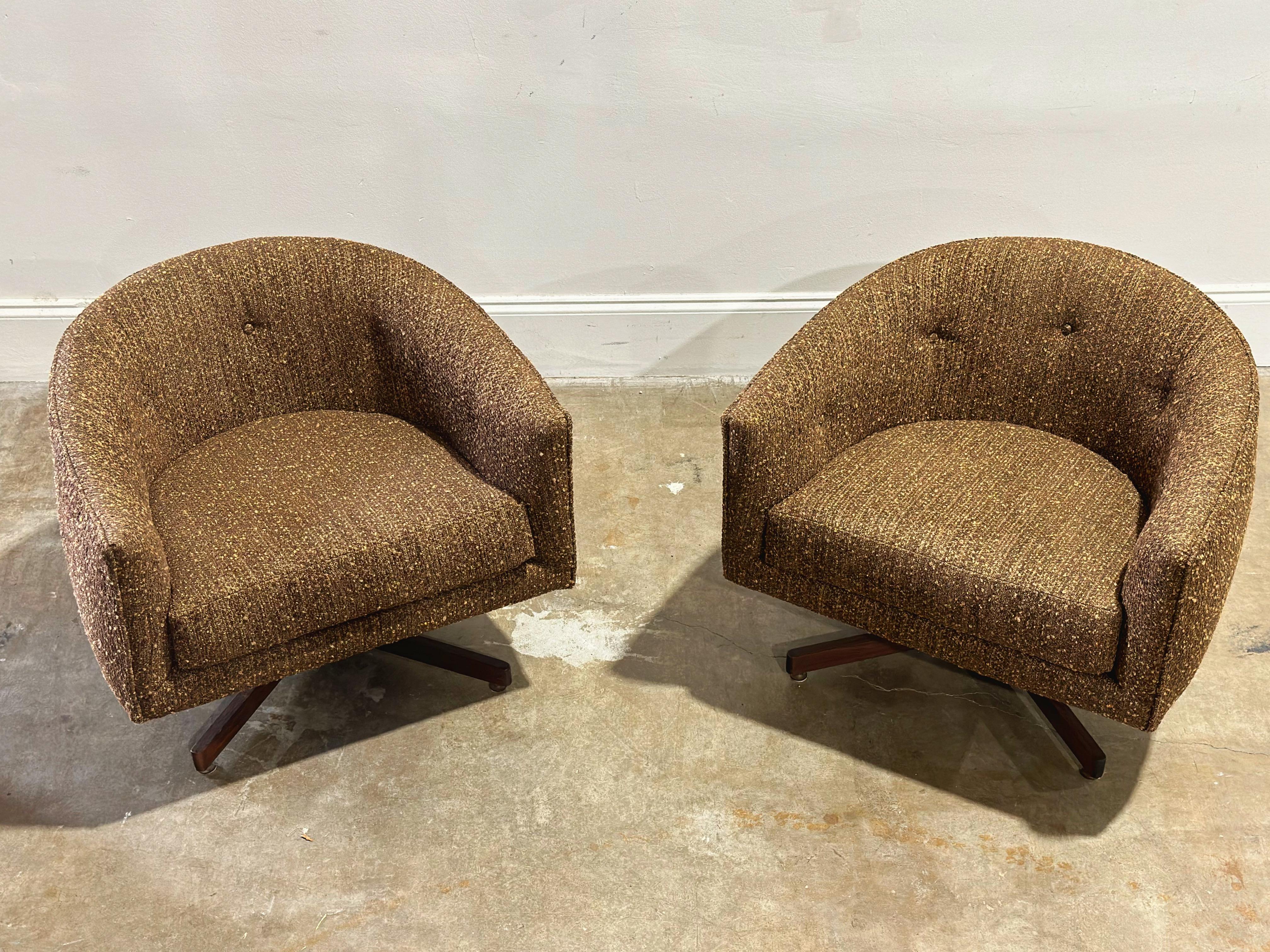 Milo Baughman Swivel + Tilt Barrel Lounge Chairs - Midcentury - Walnut Bases For Sale 1