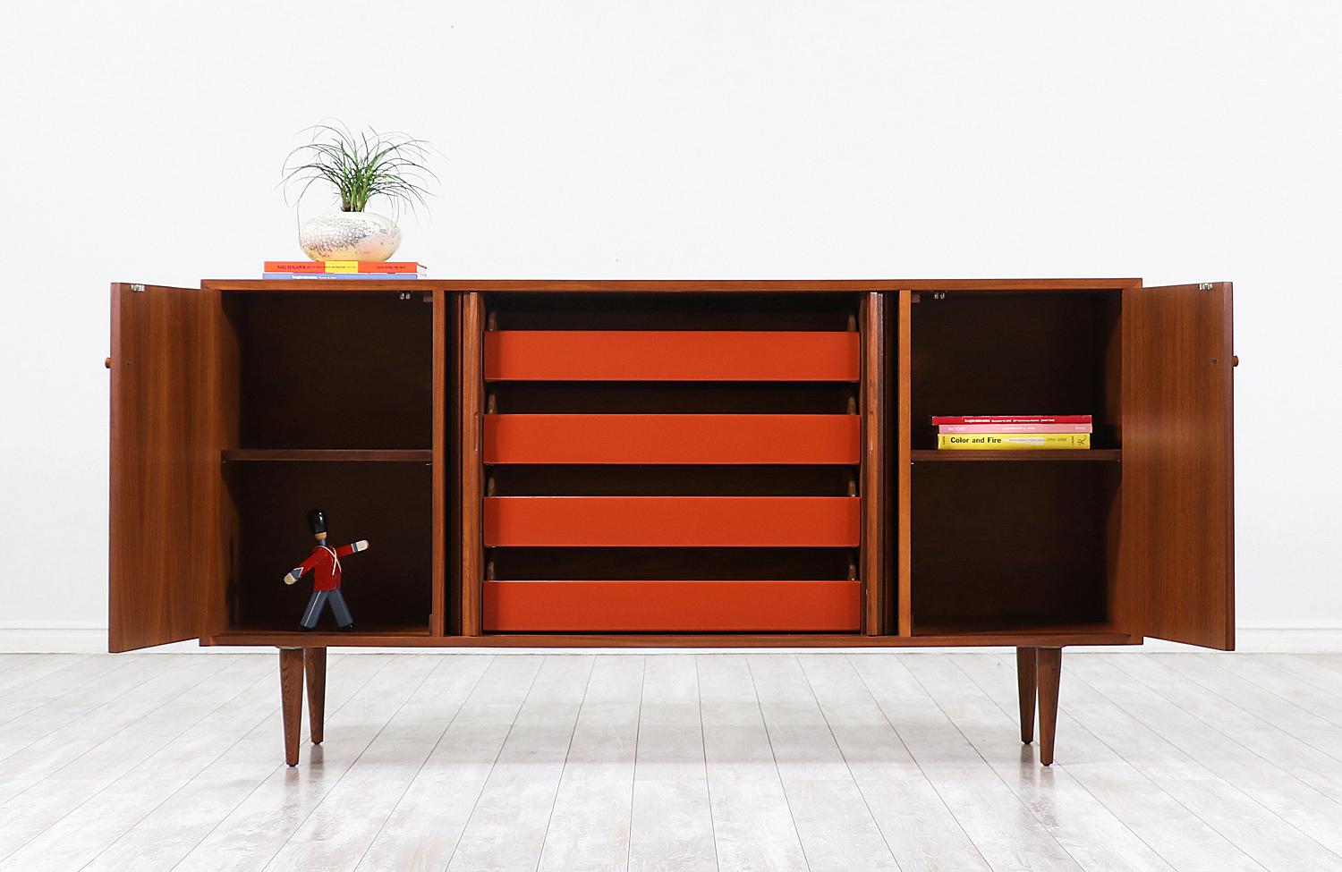 American Milo Baughman Tambour-Door Credenza with Lacquered Drawers for Glenn of Cal.