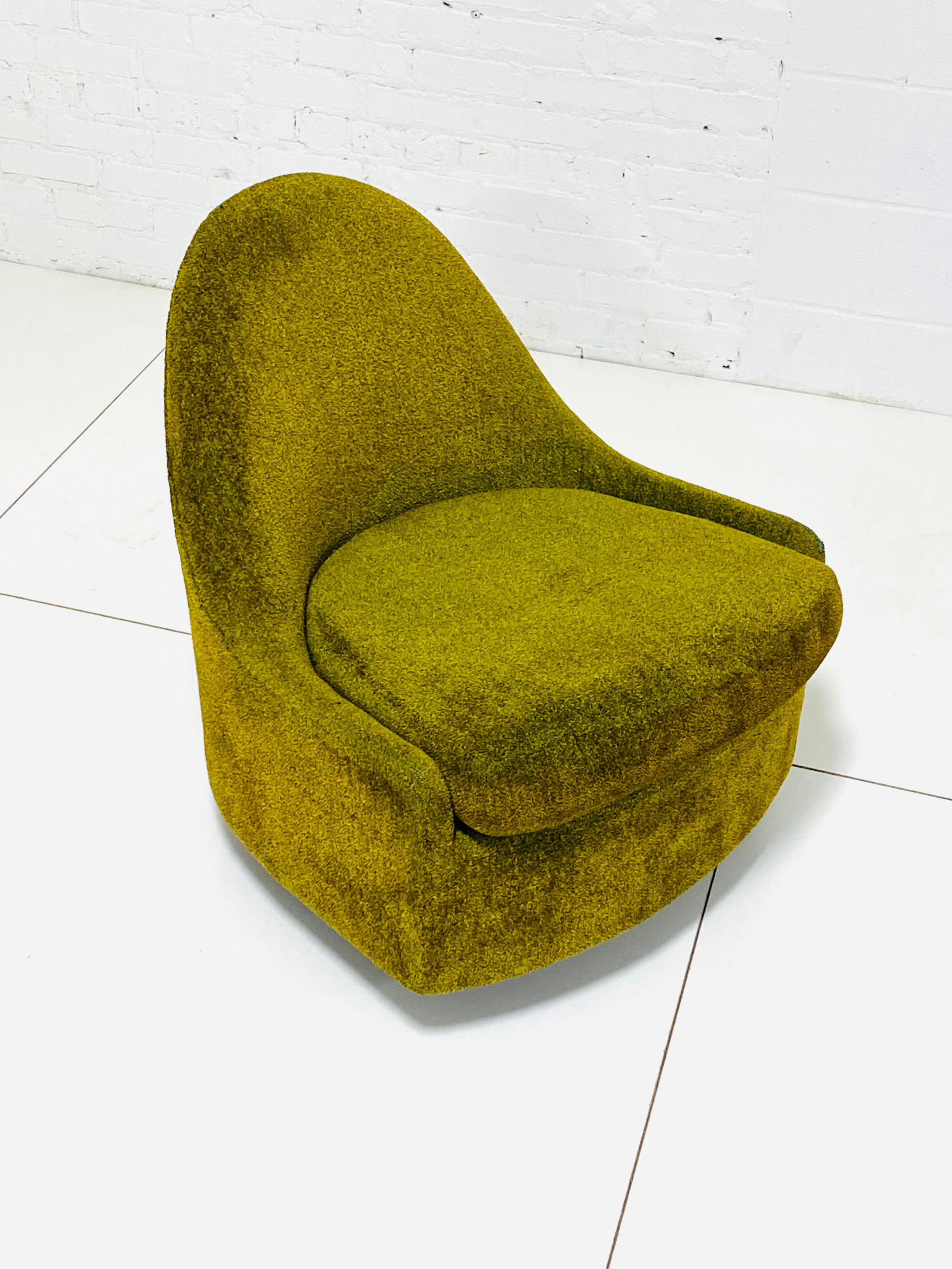 Milo Baughman Tear Drop Swivel Lounge Chair 1