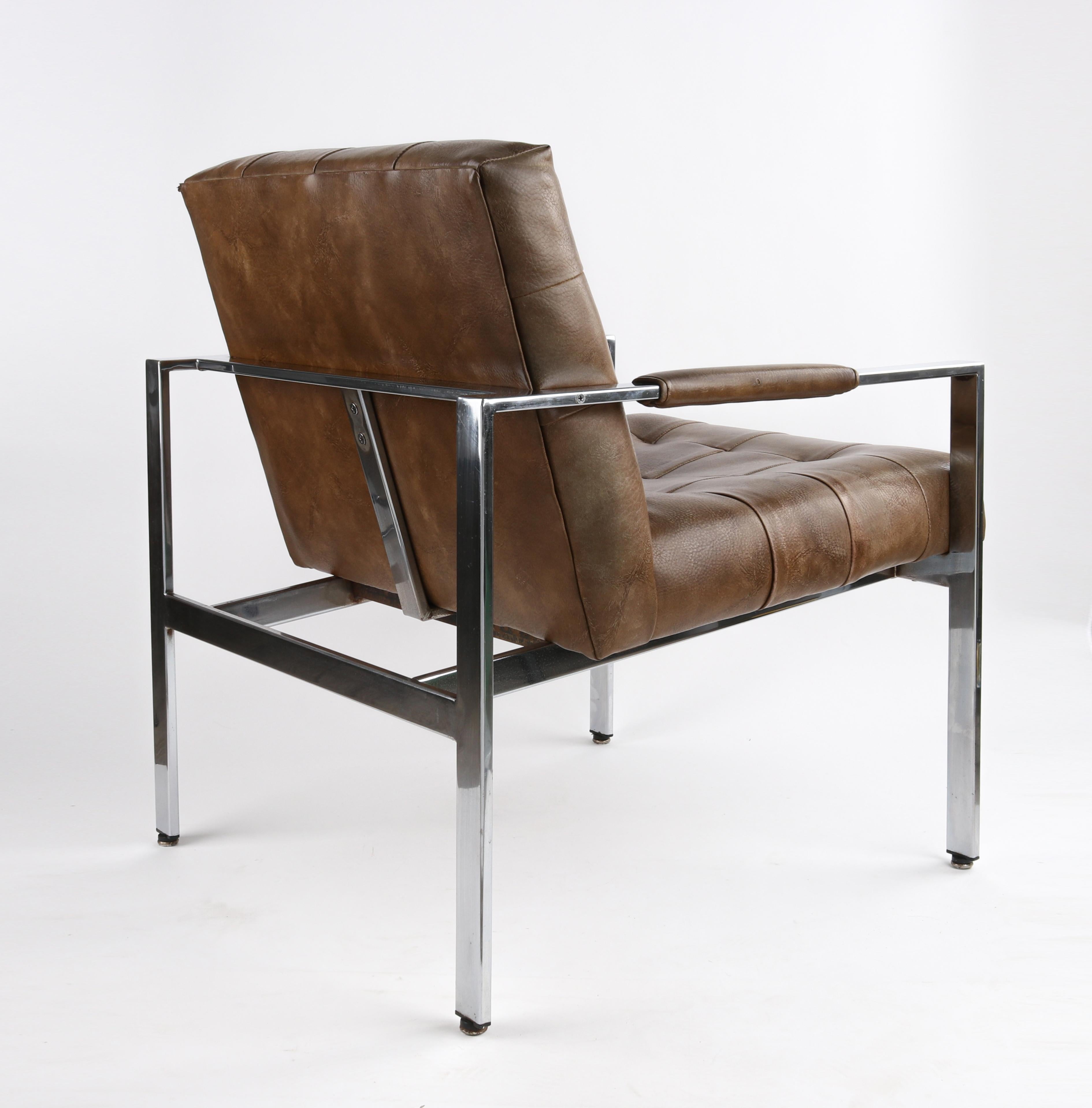 Milo Baughman Thayer Coggin 1969 Chrome Upholstered Tank Lounge Cantilever Chair In Good Condition For Sale In Thiensville, WI