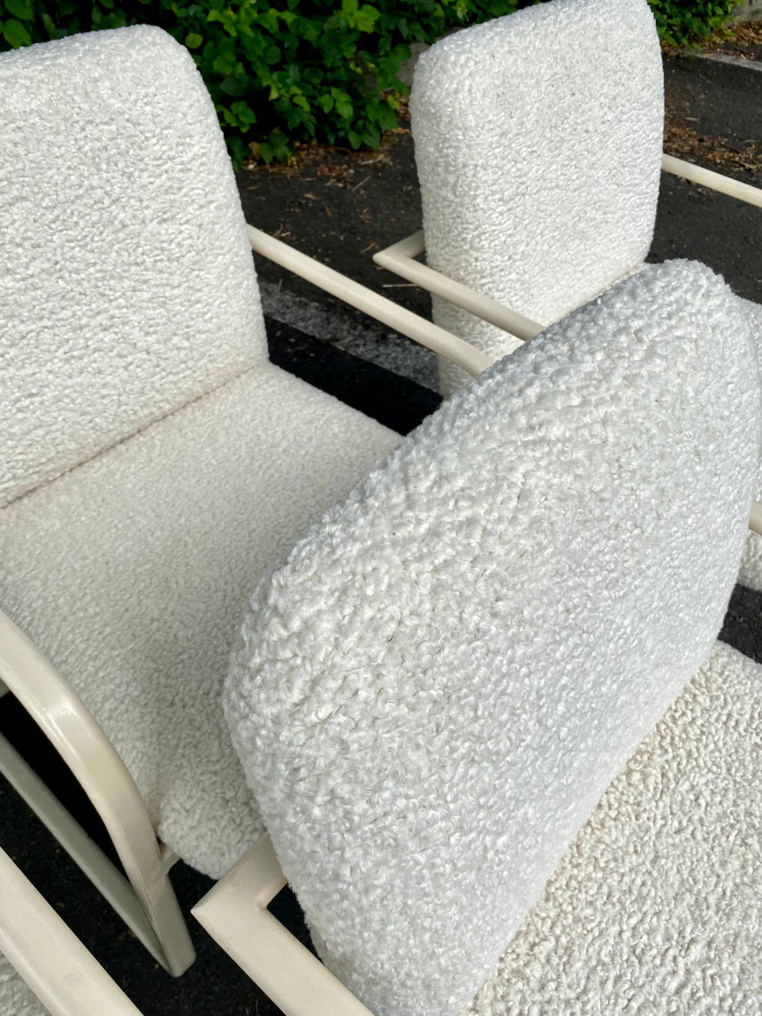 Milo Baughman Sillas de comedor en voladizo Thayer Coggin Tejido Boucle Barbara Barry en Bueno estado para la venta en Lambertville, NJ